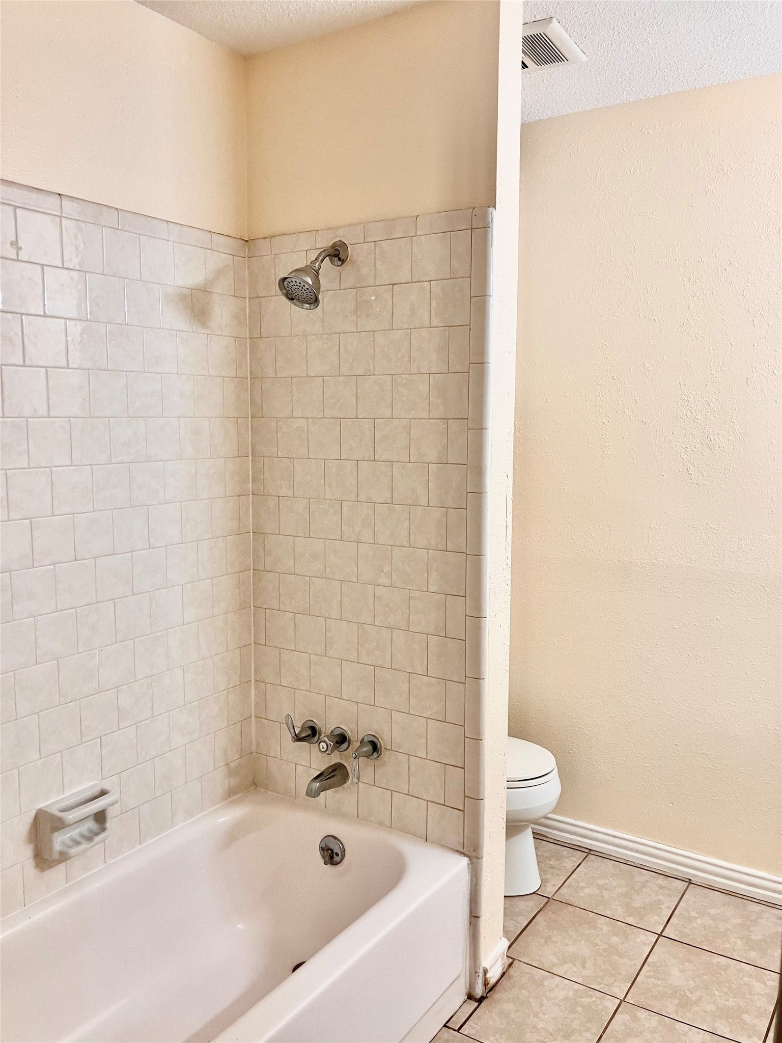 2301 Williams Drive, La Marque, TX 77568 2301 Williams Drive, La Marque, TX 77568