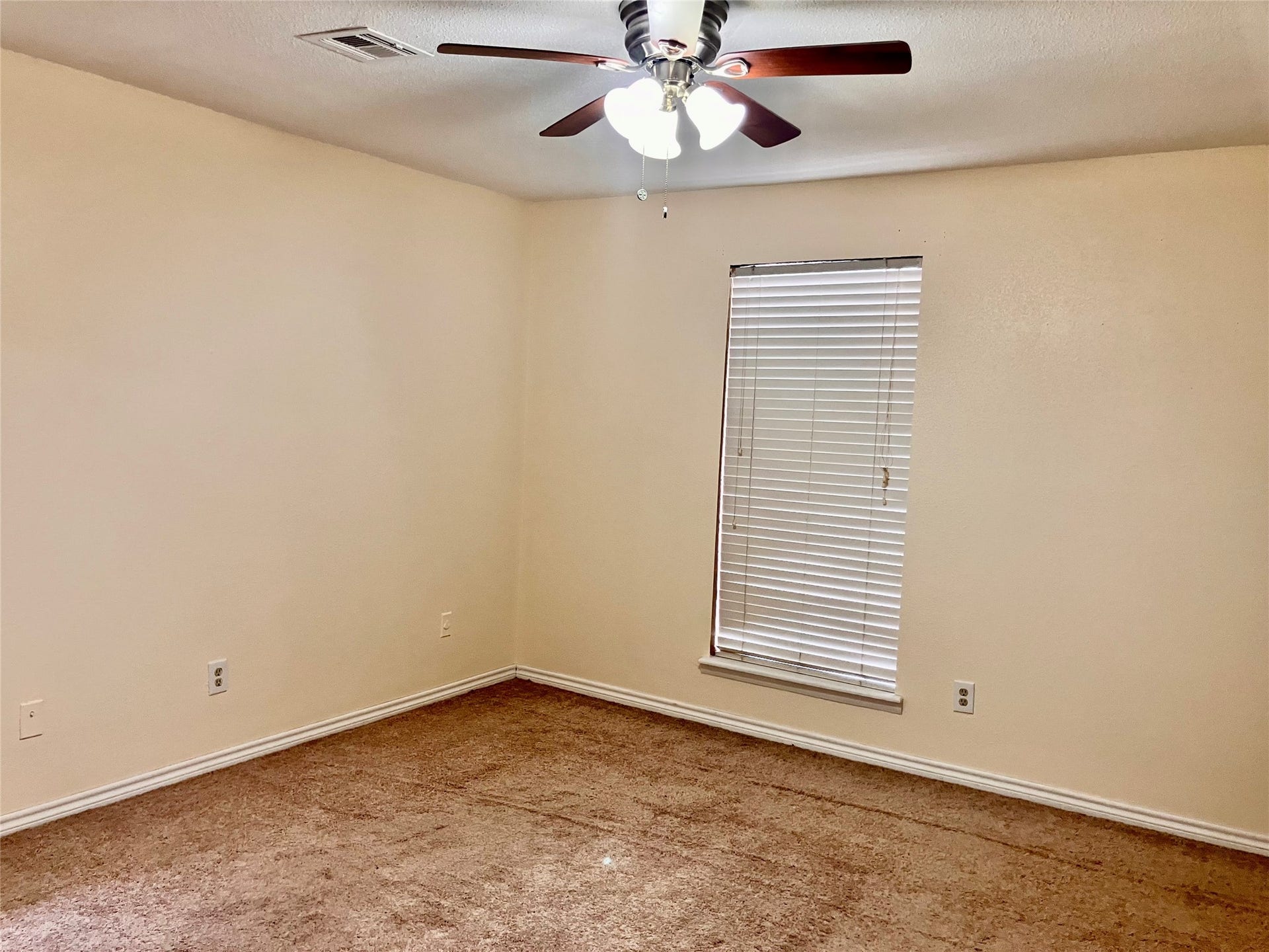 2301 Williams Drive, La Marque, TX 77568 another bedroom (2)