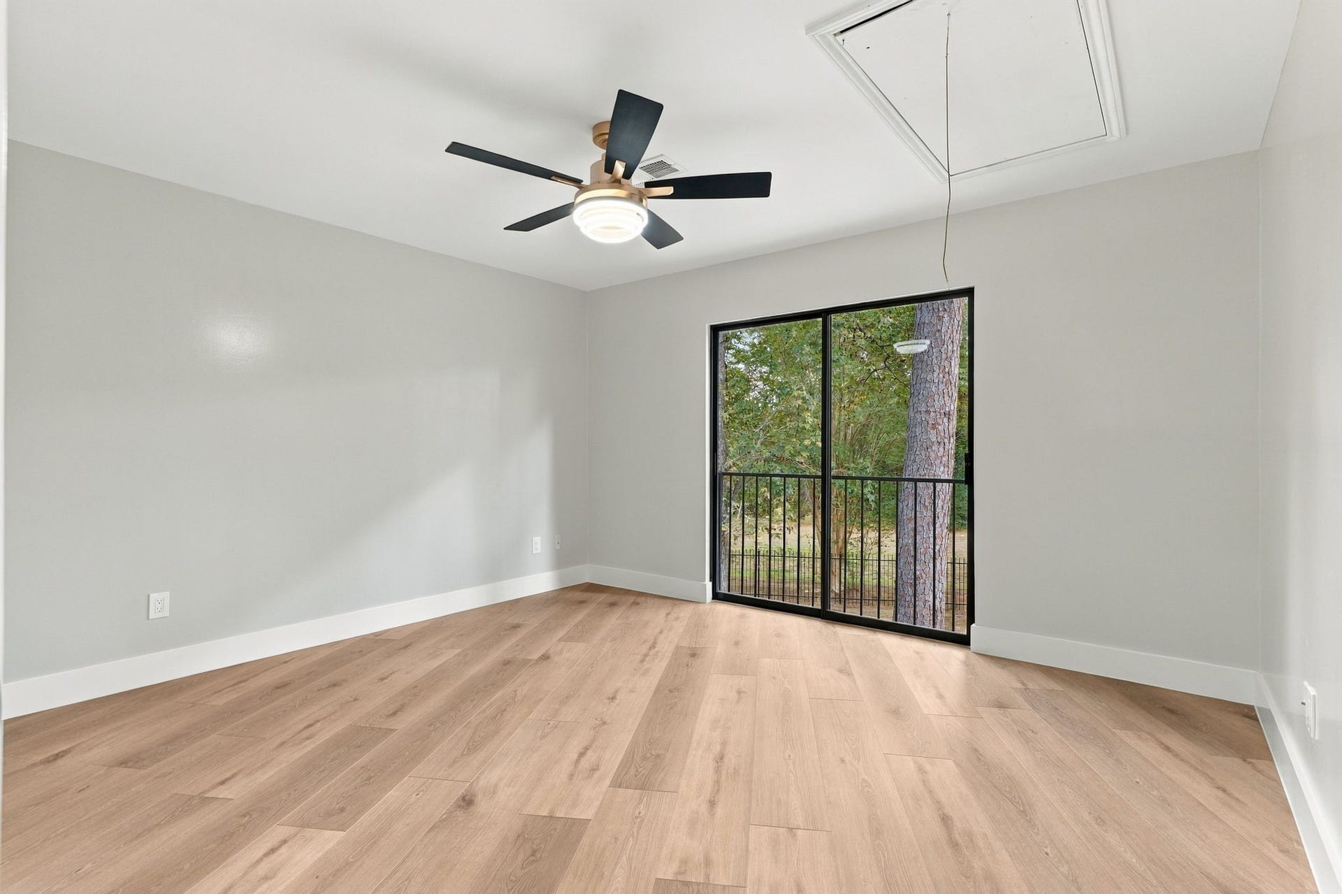 3 Rain Fern Court, The Woodlands, TX 77380 3 Rain Fern Court, The Woodlands, TX 77380