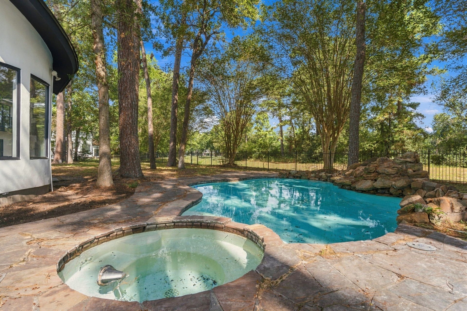 3 Rain Fern Court, The Woodlands, TX 77380 3 Rain Fern Court, The Woodlands, TX 77380