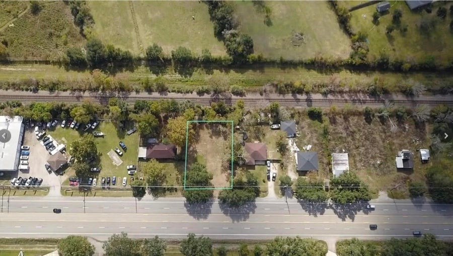 Property photo for 17319 HWY 6, Alvin, TX