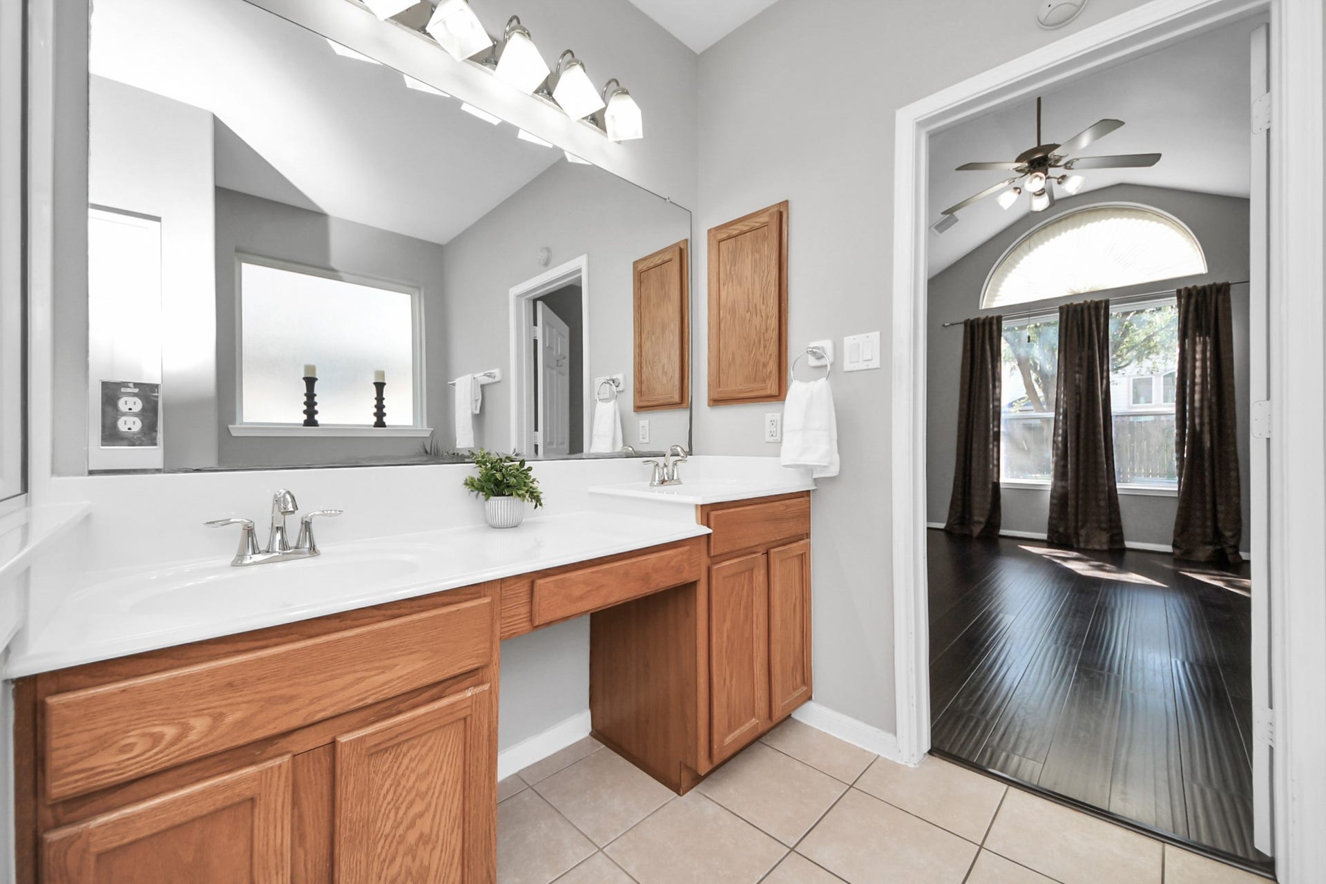 6114 Hollydale Ridge Lane, Katy, TX 77494 Primary bathroom with dual sinks and vanity area