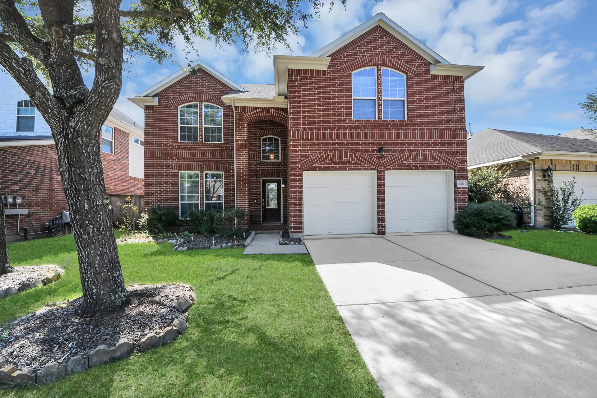 6114 Hollydale Ridge Lane, Katy, TX 77494 Welcome Home to 6114 Hollydale Ridge Lane!