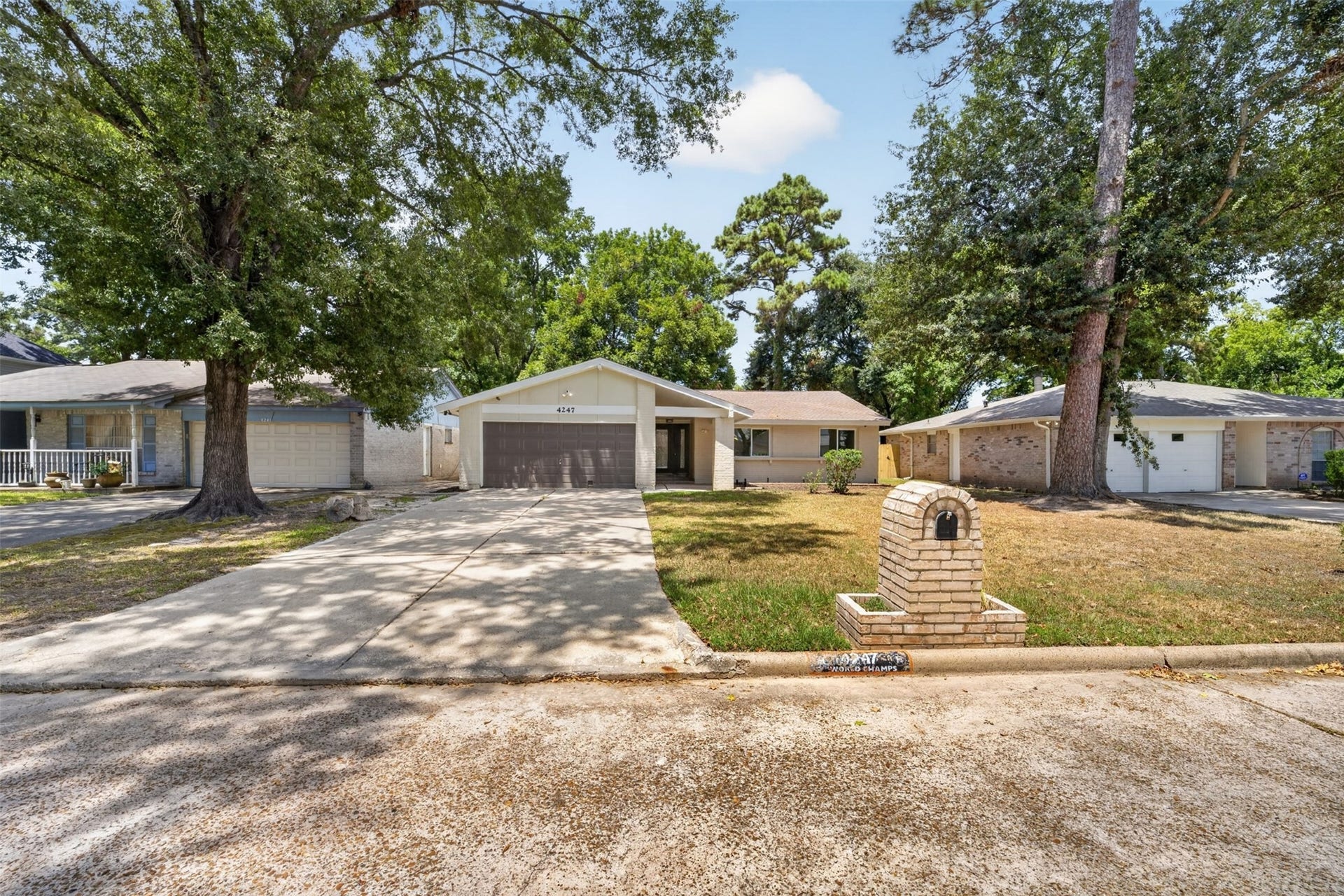 Thank you for checking out 4247 Rosegate