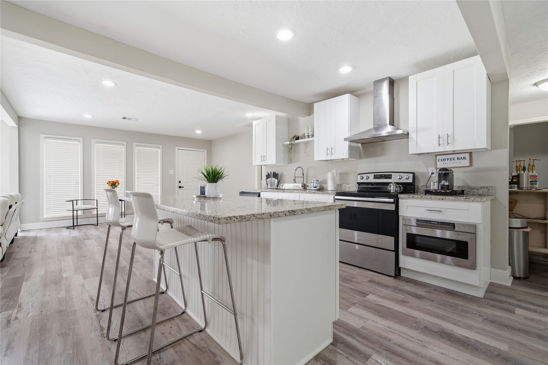 8826 Delilah Street, Houston, TX 77033