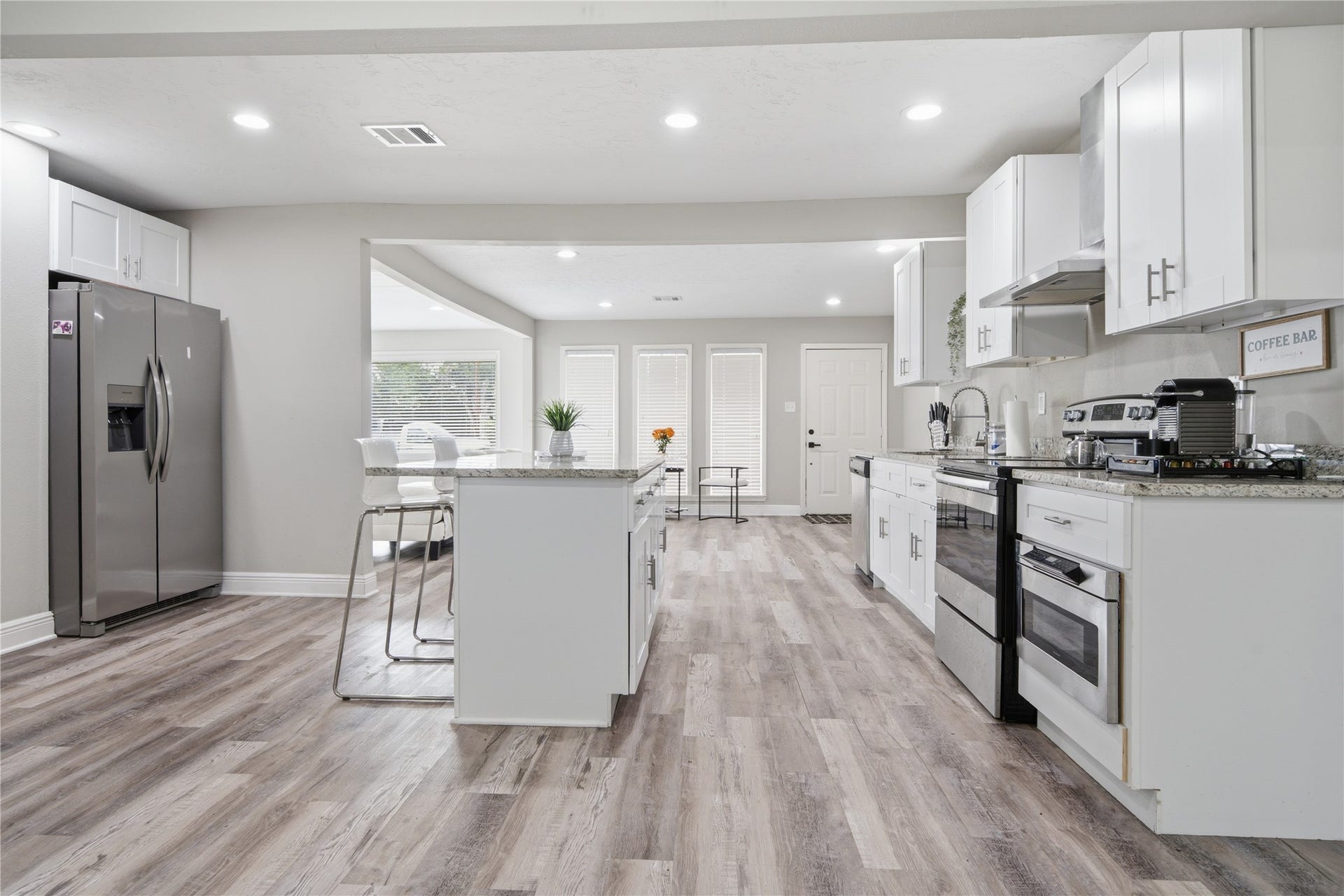 8826 Delilah Street, Houston, TX 77033