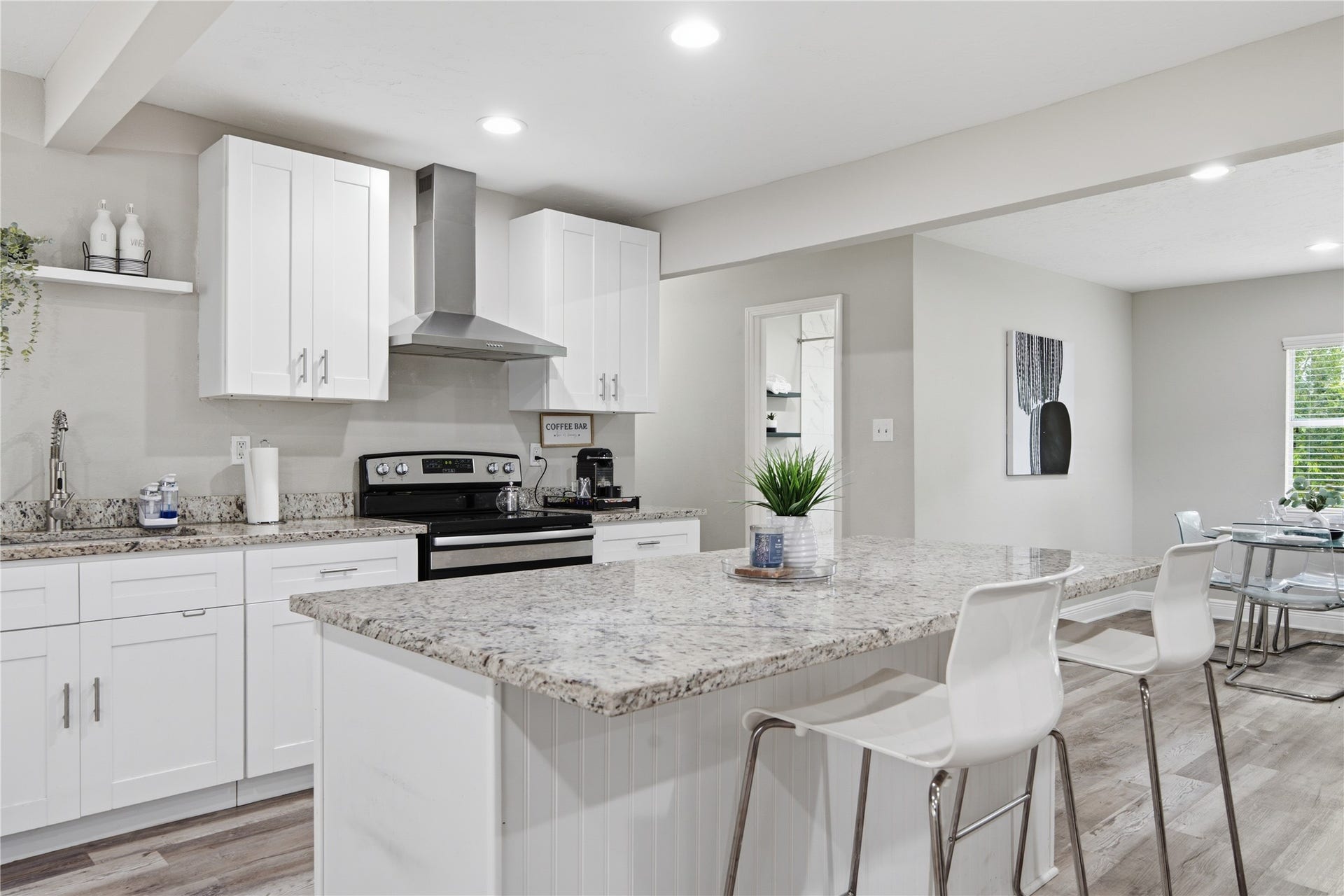 8826 Delilah Street, Houston, TX 77033