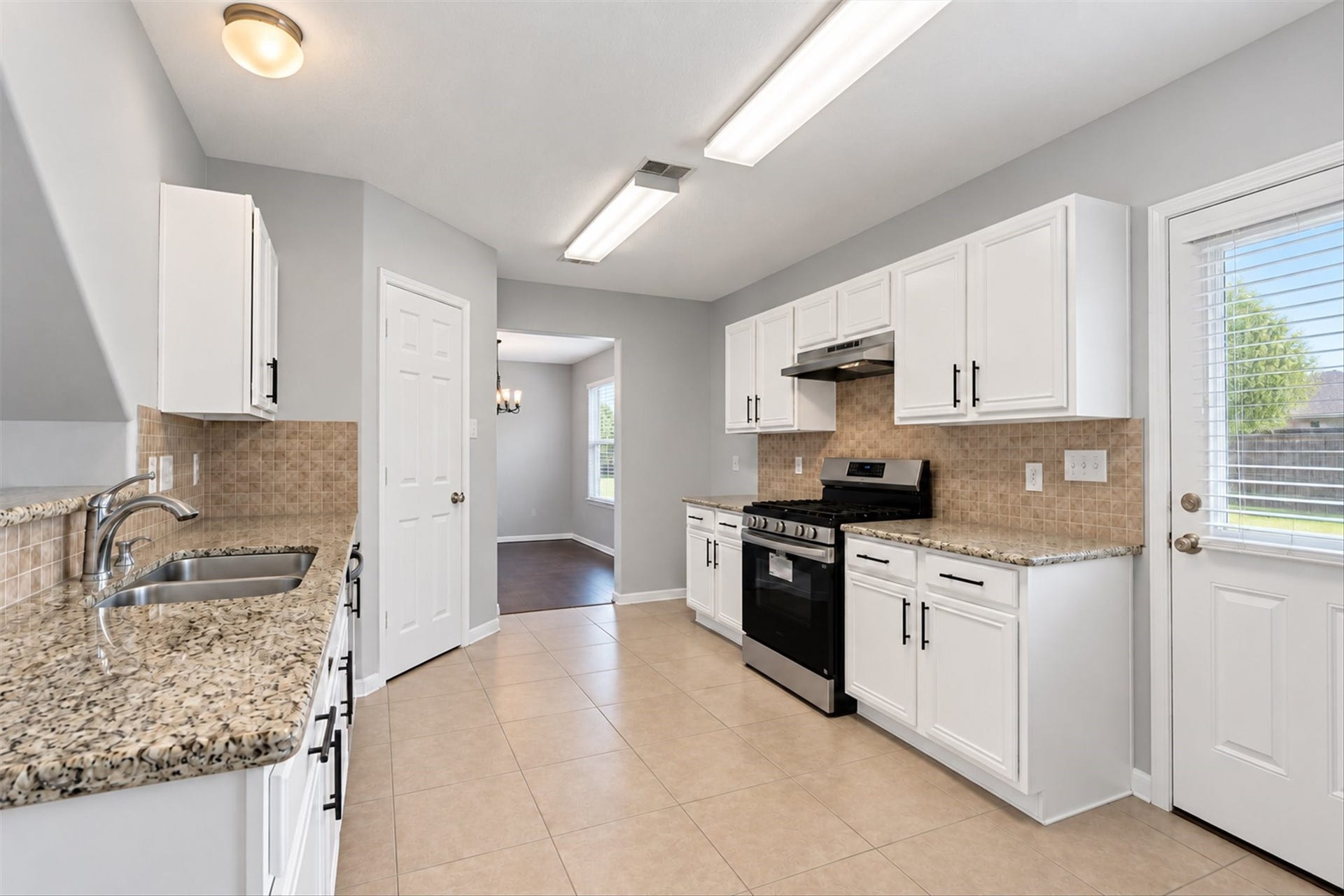 25039 Galium Meadows, Tomball, TX 77375 25039 Galium Meadows, Tomball, TX 77375