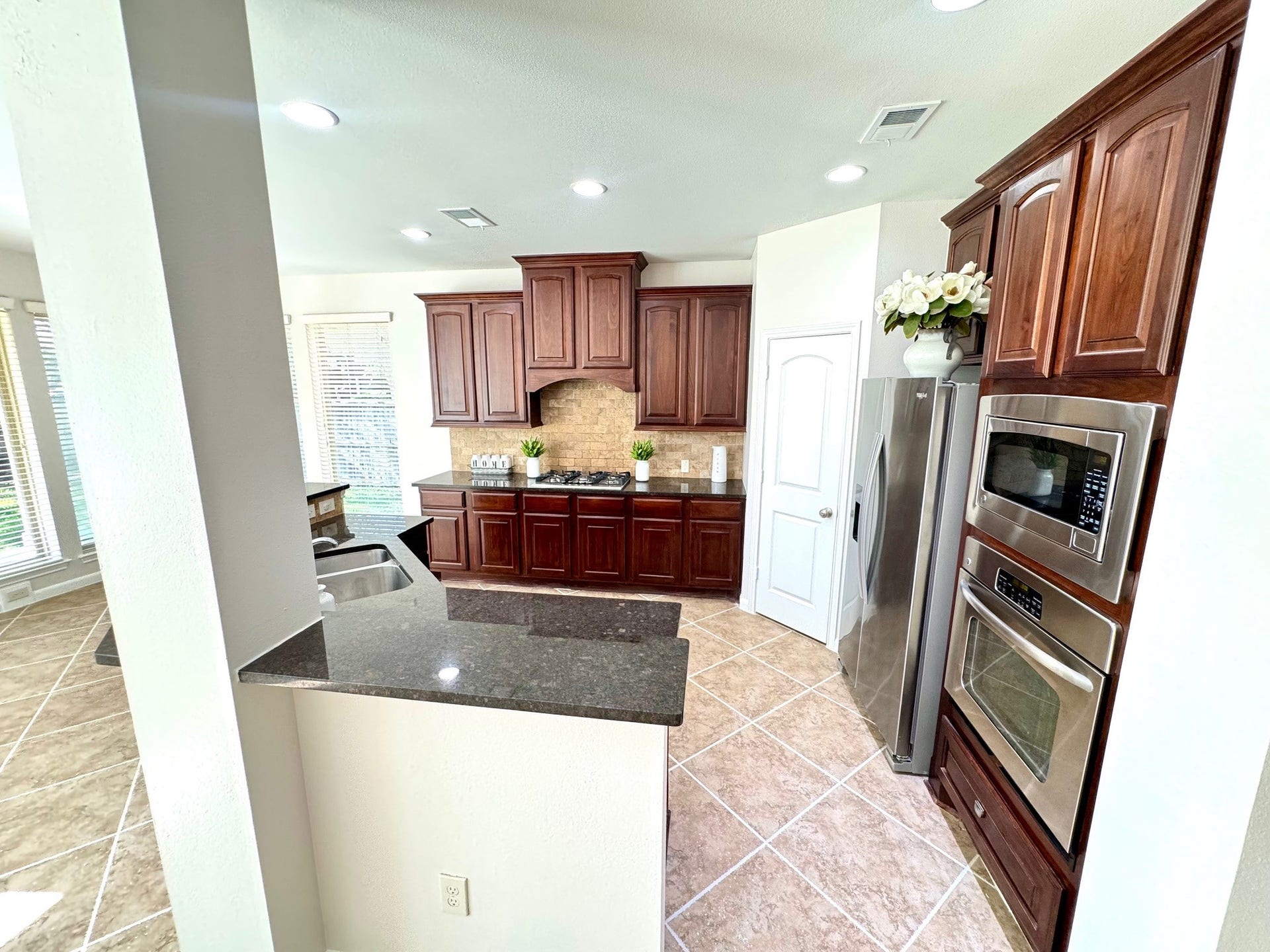 9919 Rochs Hill Court Corner, Katy, TX 77494 9919 Rochs Hill Court Corner, Katy, TX 77494