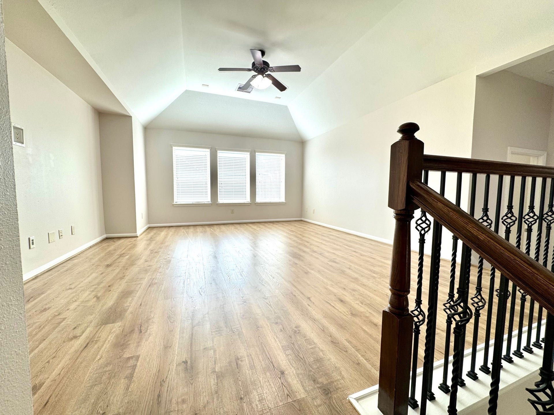 9919 Rochs Hill Court Corner, Katy, TX 77494 9919 Rochs Hill Court Corner, Katy, TX 77494