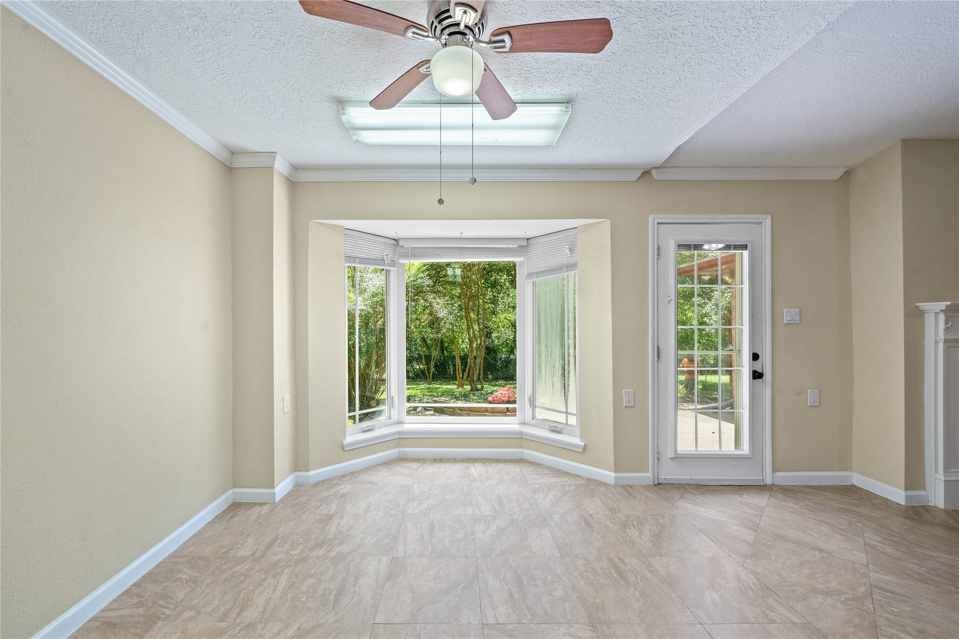5123 Shady Oaks Lane, Friendswood, TX 77546