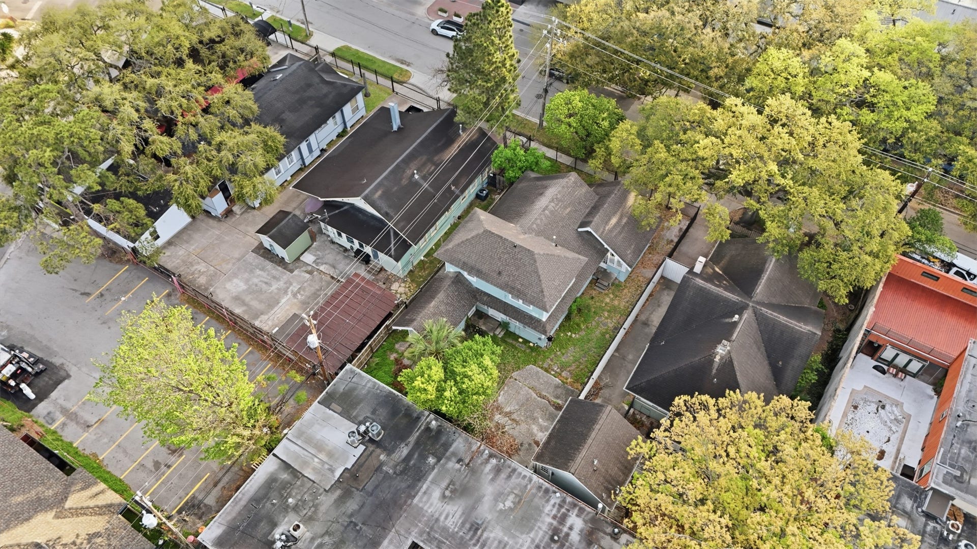 3308 Yupon Street, Houston, TX 77006 3308 Yupon Street, Houston, TX 77006