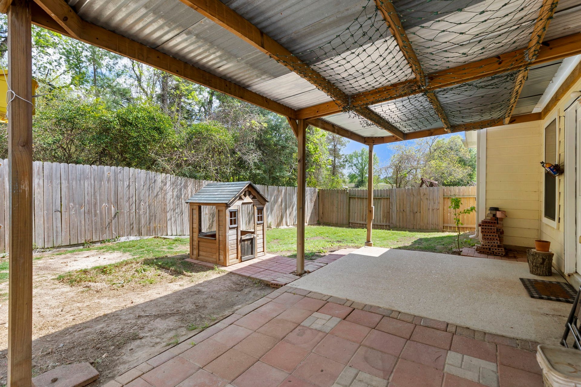 8022 N Tarrytown Crossing Drive, Conroe, TX 77304 8022 N Tarrytown Crossing Drive, Conroe, TX 77304