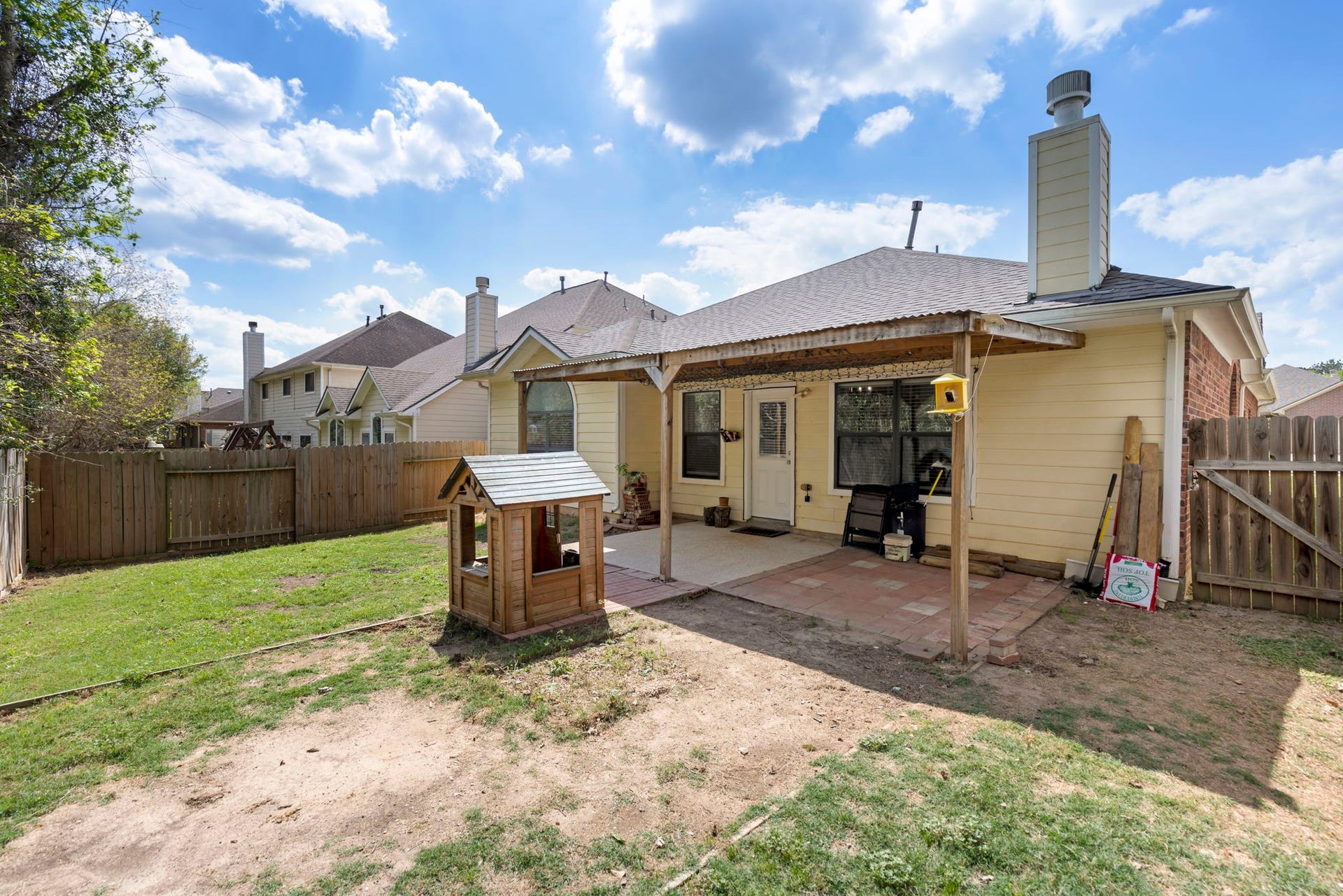 8022 N Tarrytown Crossing Drive, Conroe, TX 77304 8022 N Tarrytown Crossing Drive, Conroe, TX 77304