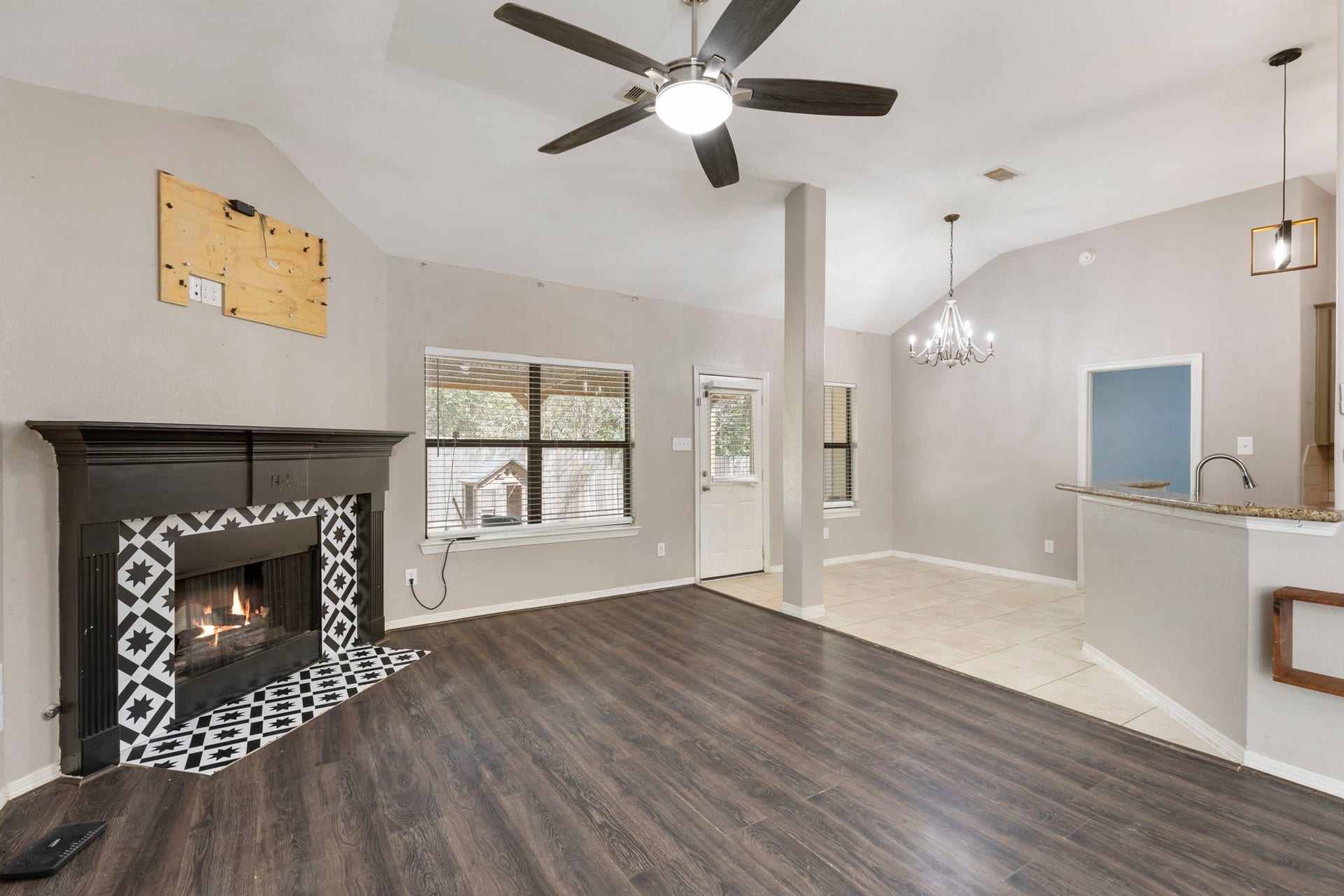 8022 N Tarrytown Crossing Drive, Conroe, TX 77304 8022 N Tarrytown Crossing Drive, Conroe, TX 77304
