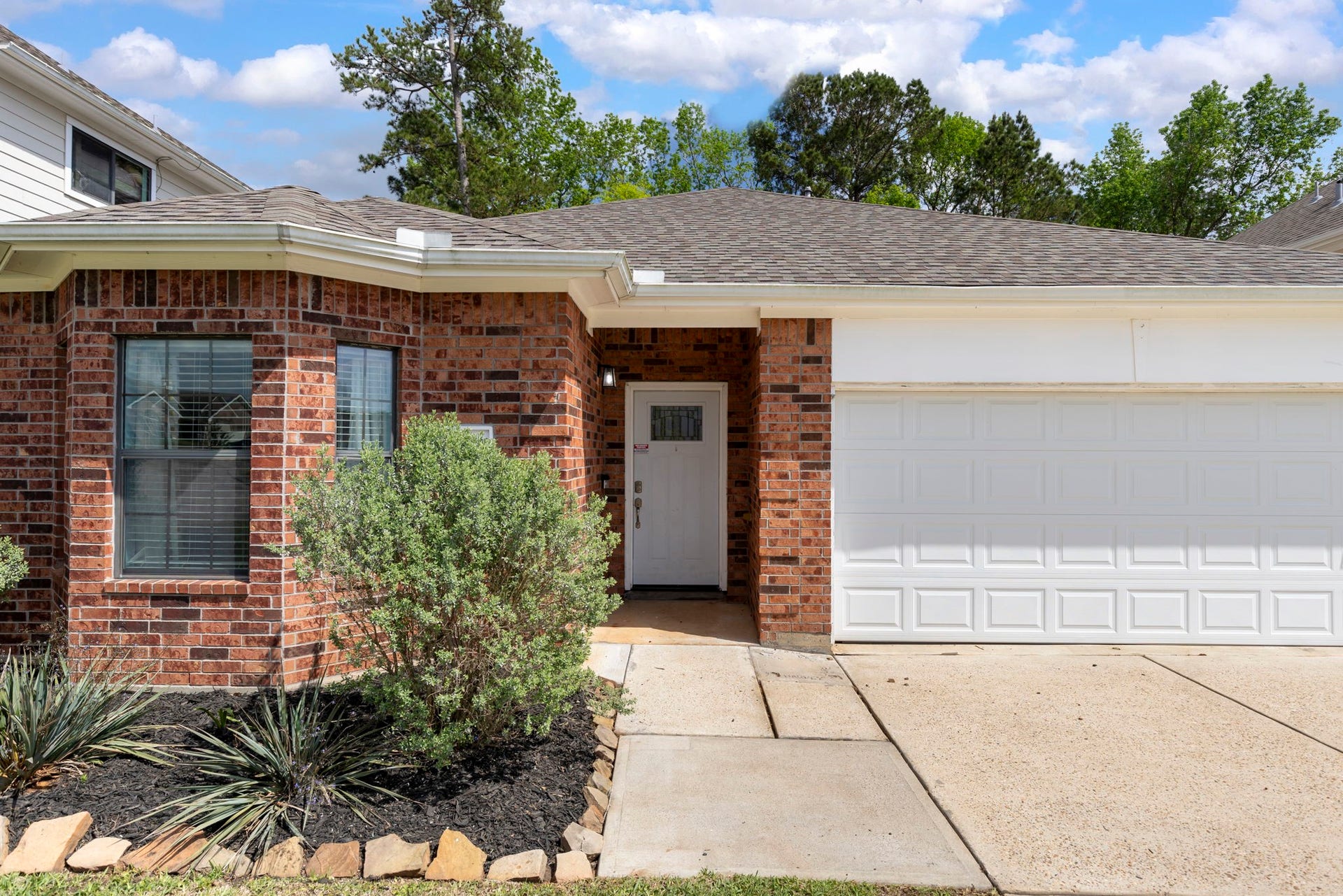 8022 N Tarrytown Crossing Drive, Conroe, TX 77304 8022 N Tarrytown Crossing Drive, Conroe, TX 77304
