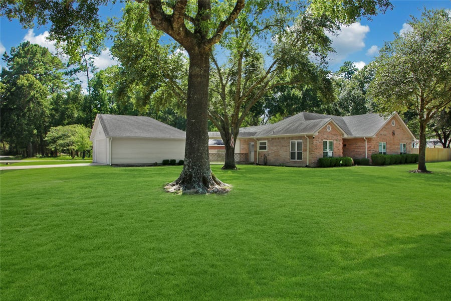 Property photo for 34605 Kara Lane, Pinehurst, TX