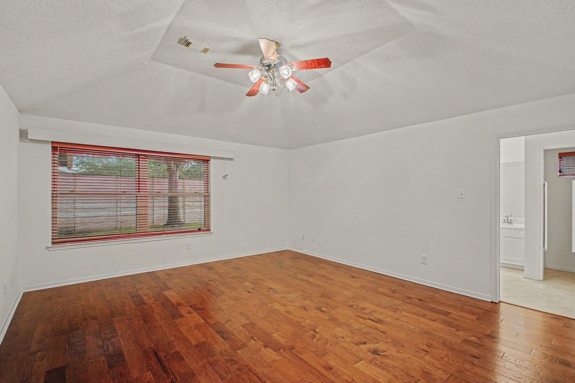 3234 Lee Circle, Pearland, TX 77581 3234 Lee Circle, Pearland, TX 77581