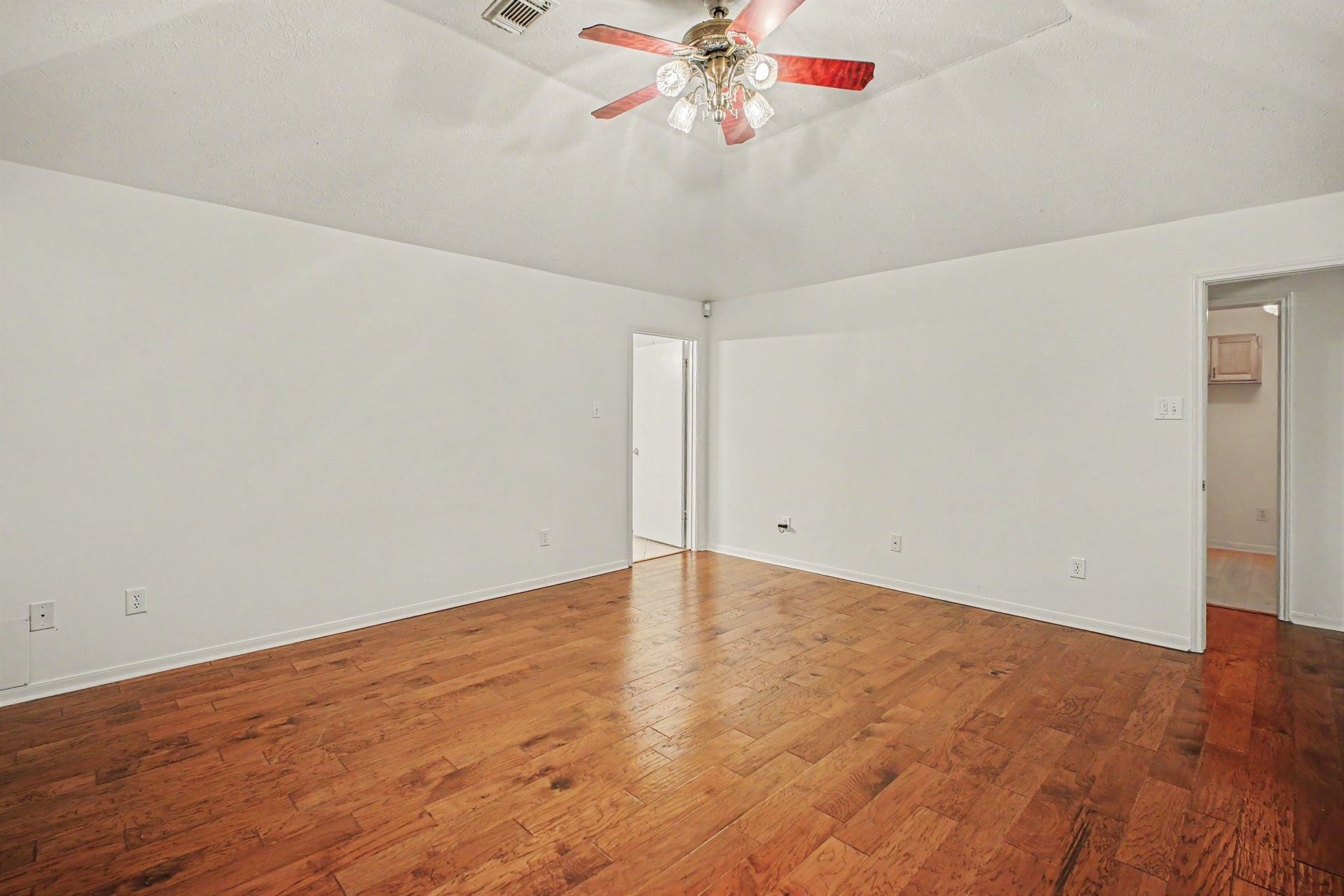 3234 Lee Circle, Pearland, TX 77581 3234 Lee Circle, Pearland, TX 77581