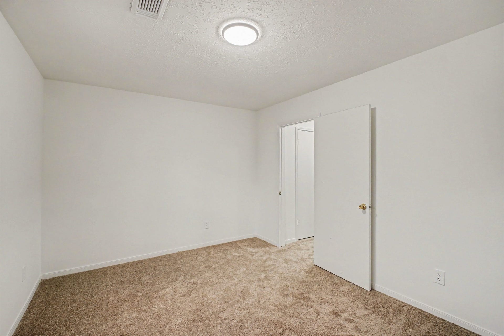 3234 Lee Circle, Pearland, TX 77581 3234 Lee Circle, Pearland, TX 77581