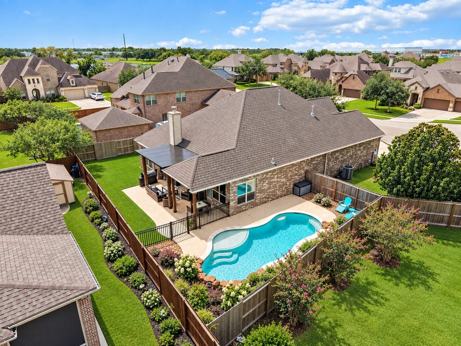 Property photo for 1413 Coffee Mill Court, League City, TX