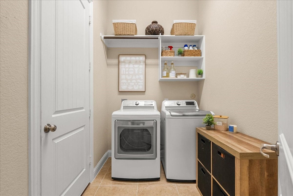 1413 Coffee Mill Court, League City, TX 77573 Laundry room