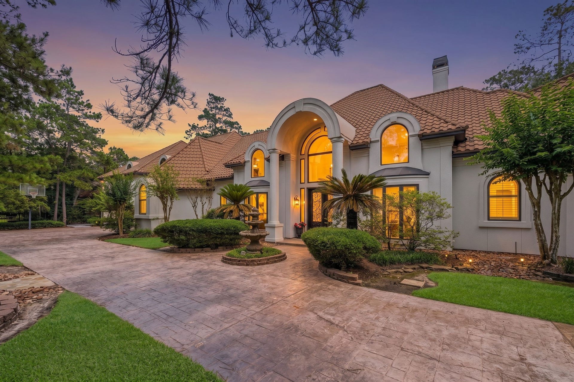 63 NW Chancery Place NW, The Woodlands, TX 77381 63 NW Chancery Place NW, The Woodlands, TX 77381