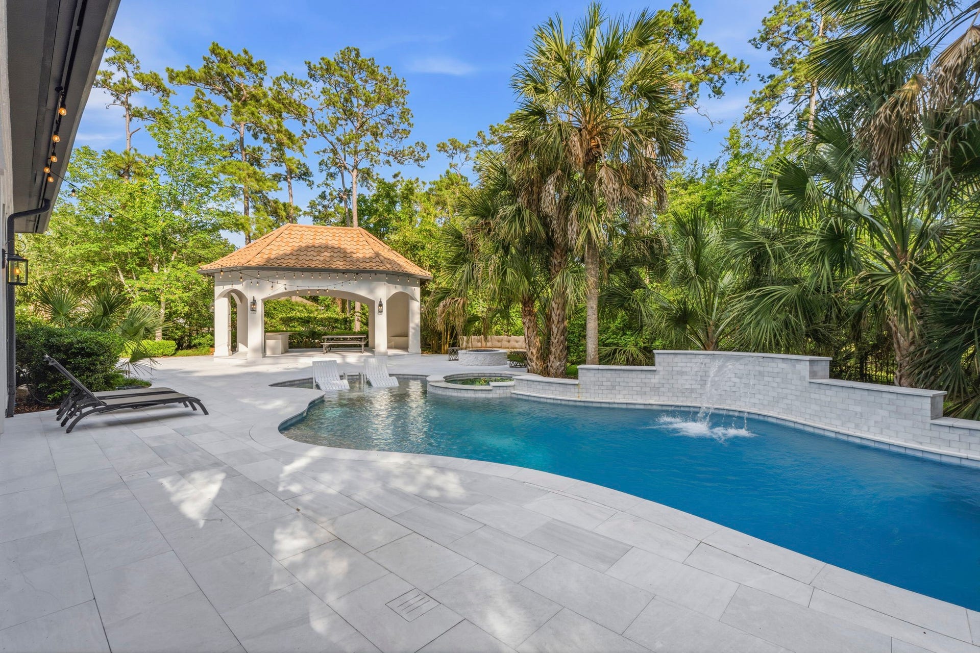 63 NW Chancery Place NW, The Woodlands, TX 77381 63 NW Chancery Place NW, The Woodlands, TX 77381
