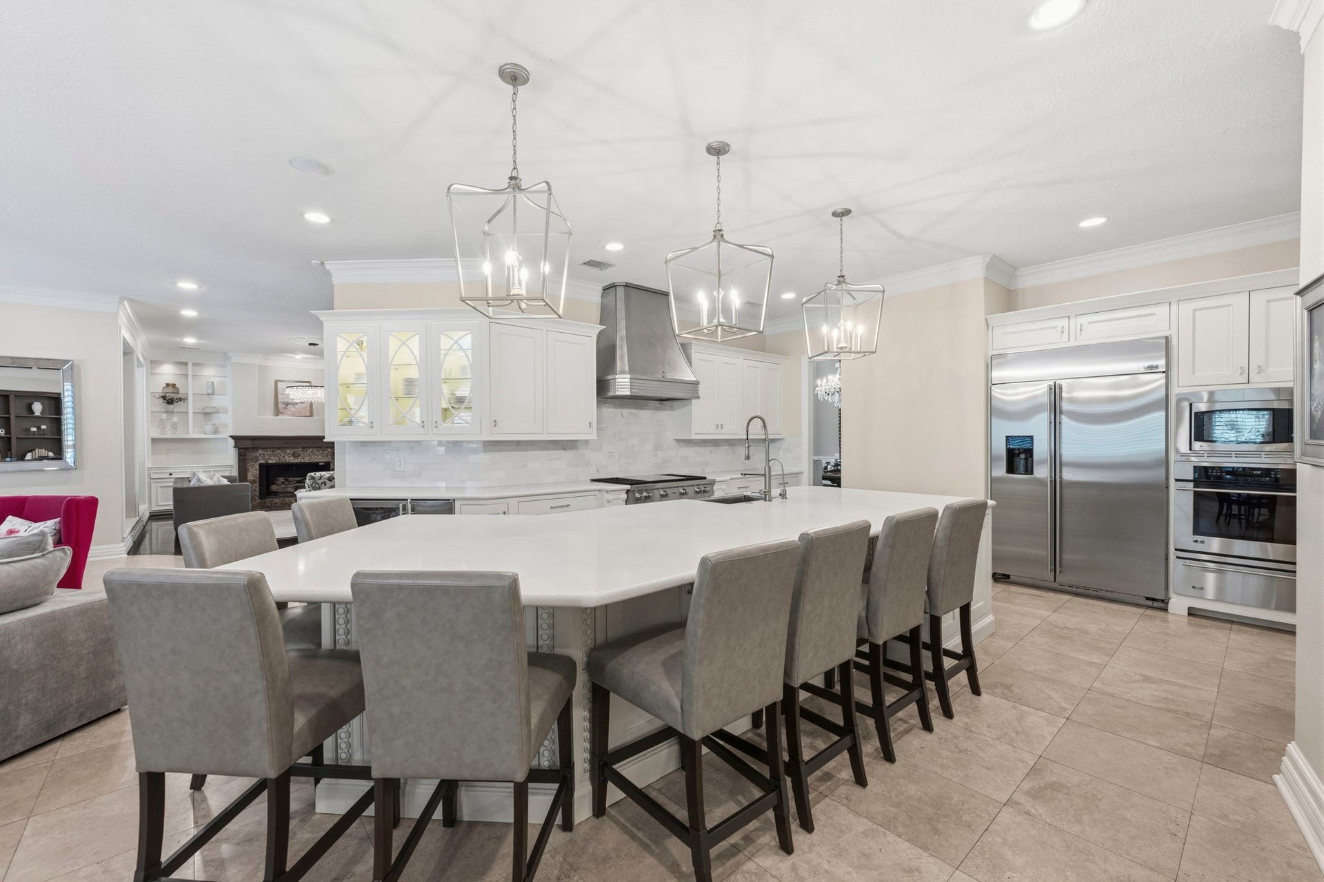 63 NW Chancery Place NW, The Woodlands, TX 77381 63 NW Chancery Place NW, The Woodlands, TX 77381