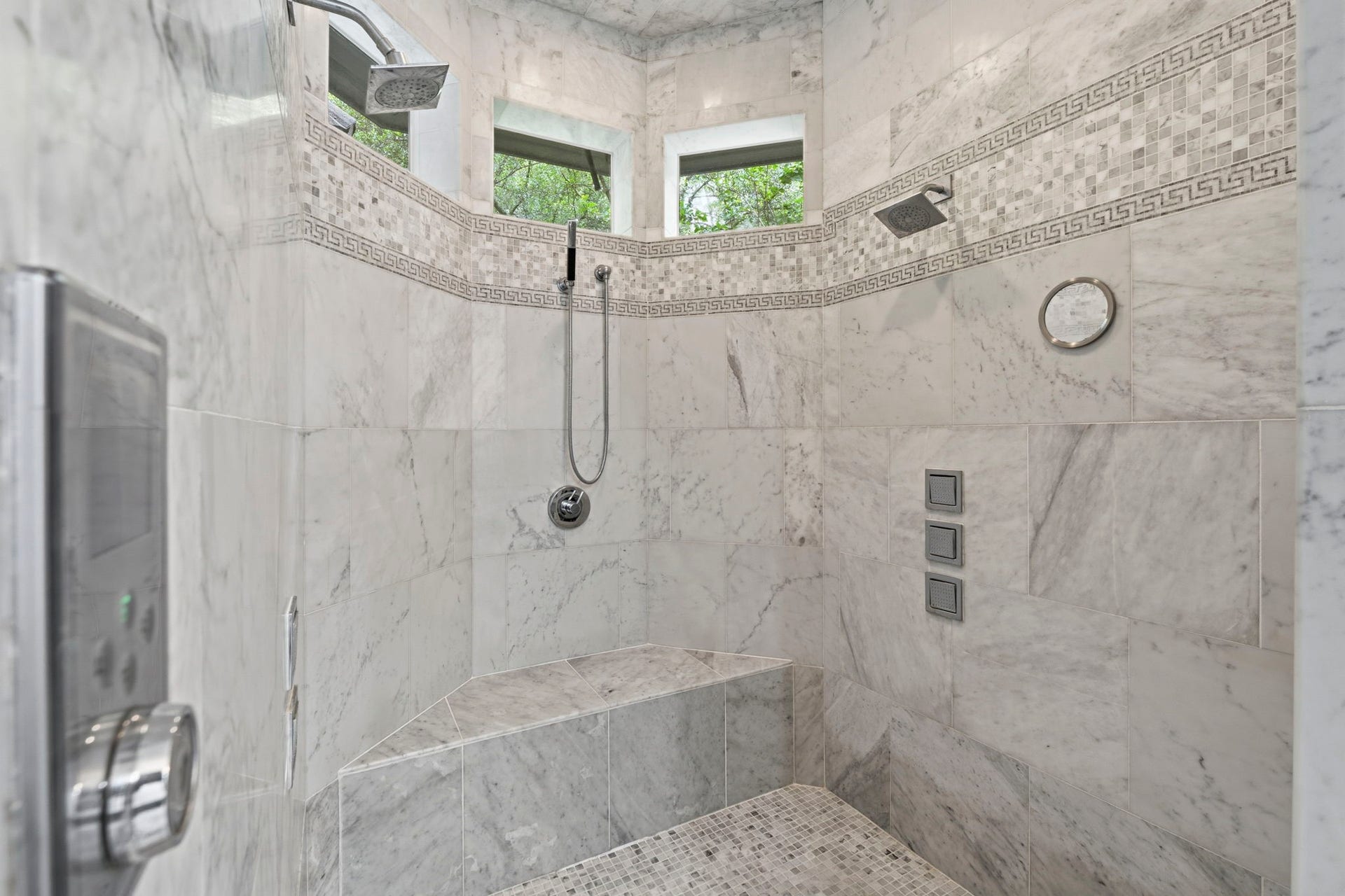 63 NW Chancery Place NW, The Woodlands, TX 77381 63 NW Chancery Place NW, The Woodlands, TX 77381