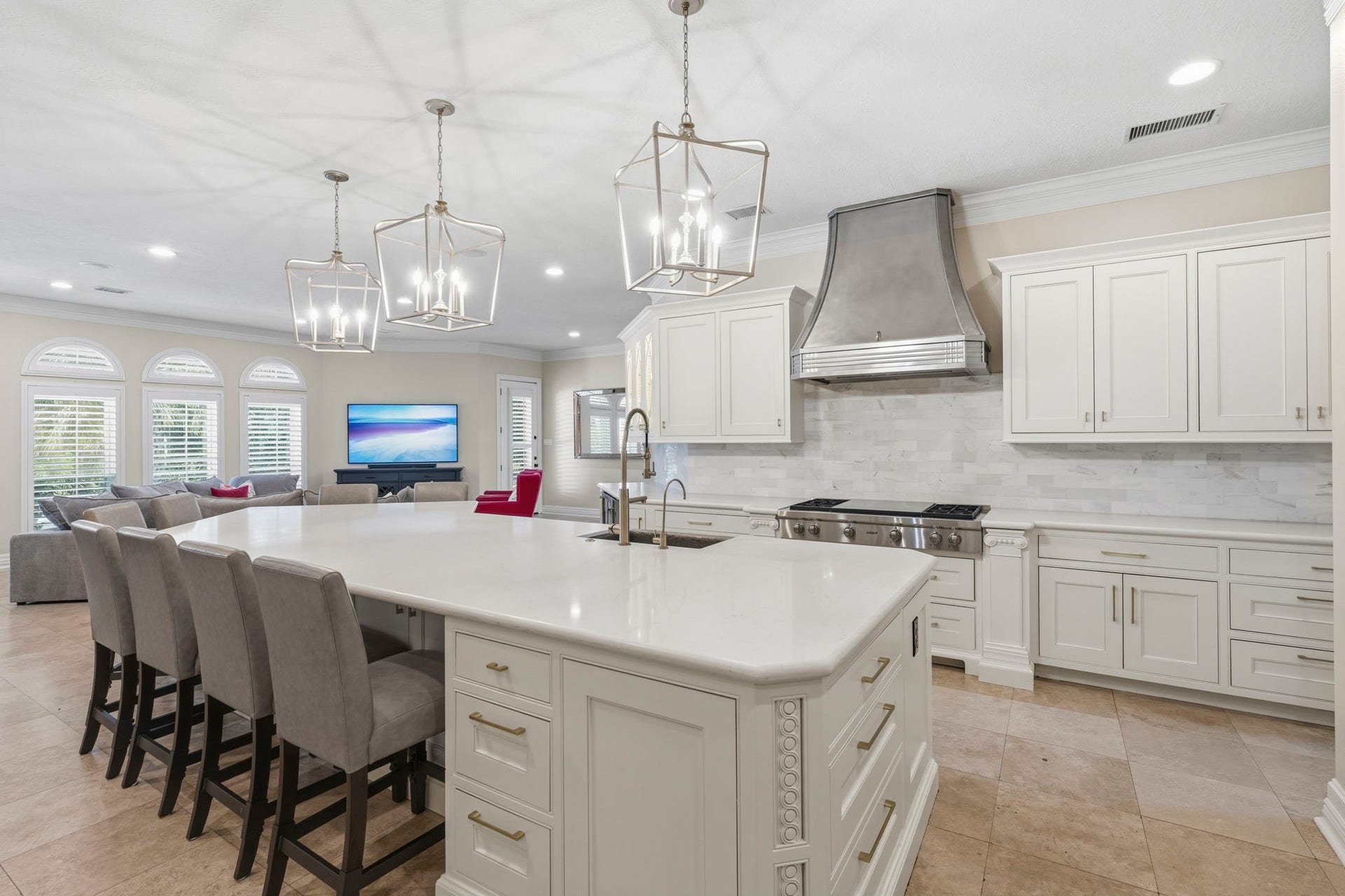 63 NW Chancery Place NW, The Woodlands, TX 77381 63 NW Chancery Place NW, The Woodlands, TX 77381