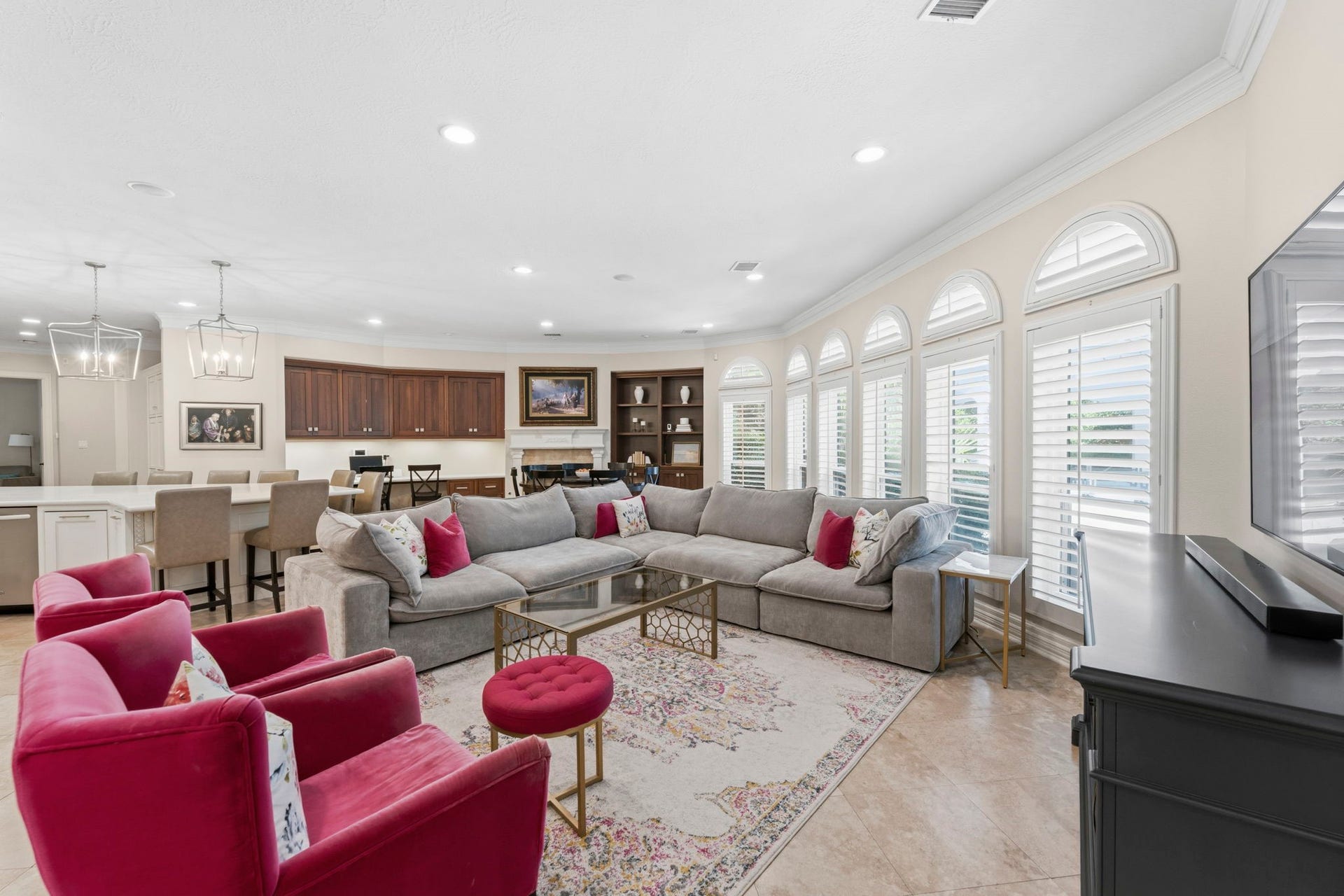 63 NW Chancery Place NW, The Woodlands, TX 77381 63 NW Chancery Place NW, The Woodlands, TX 77381