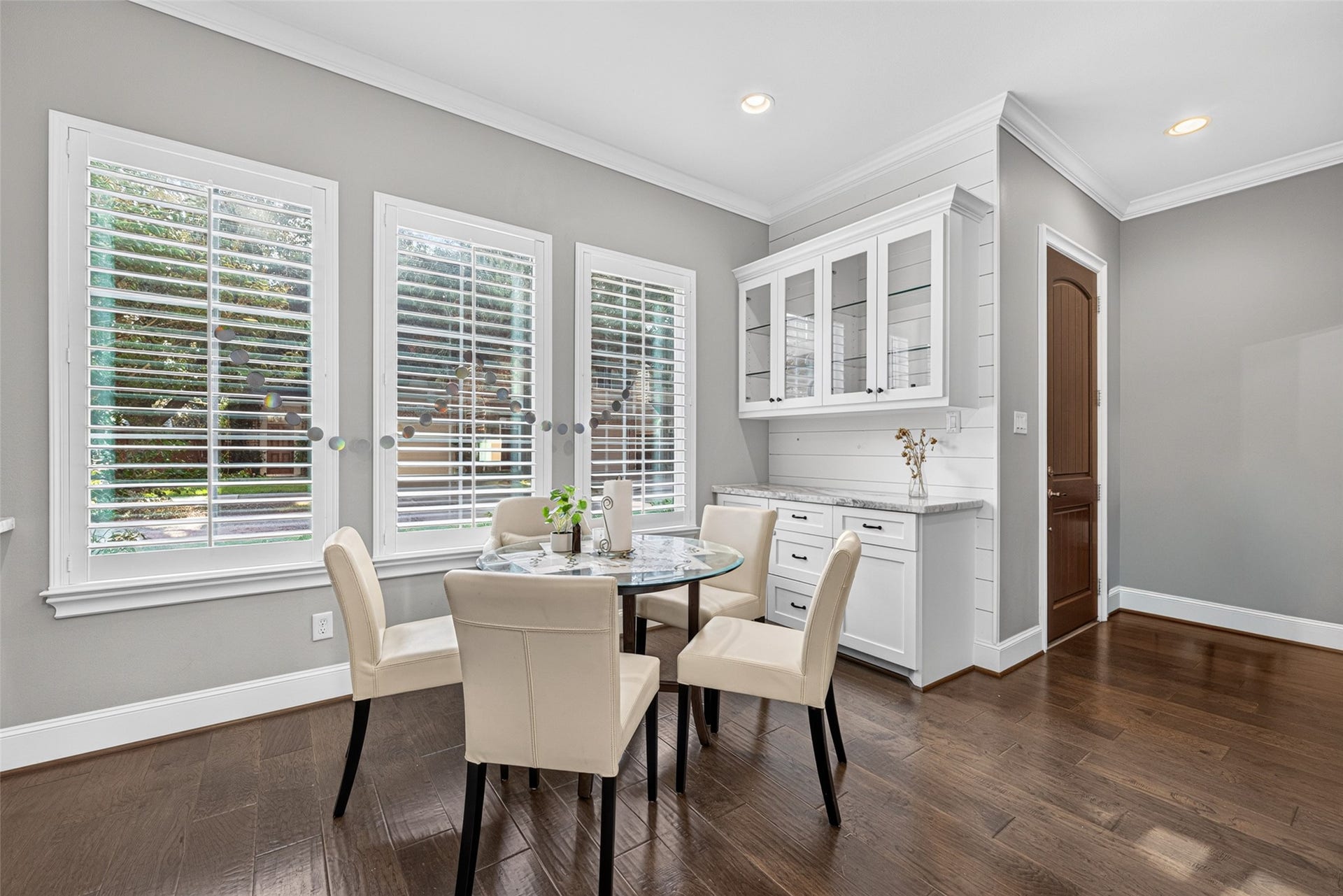 2502 Radcliffe Street, Houston, TX 77007 2502 Radcliffe Street, Houston, TX 77007