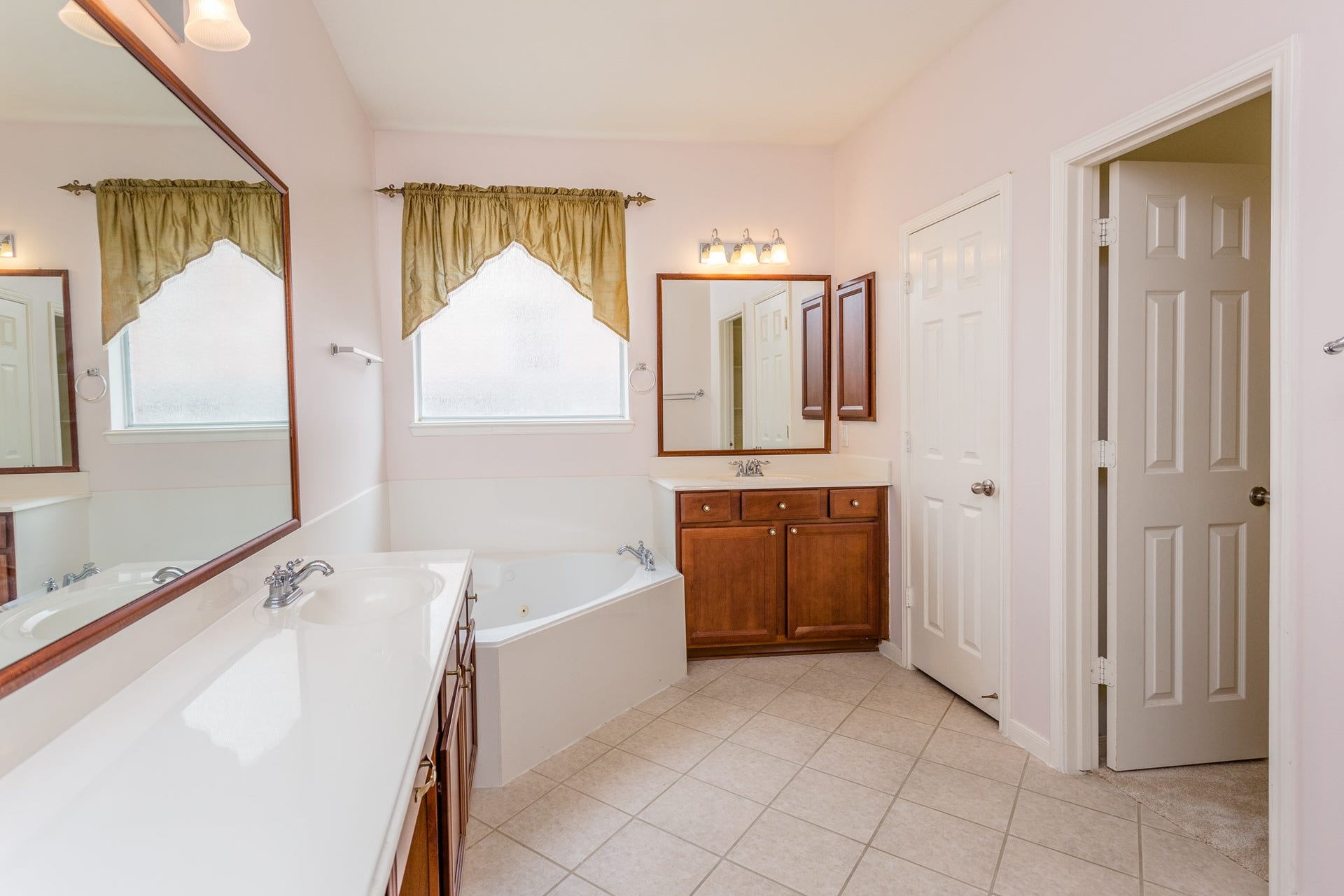 3107 Rosholt Drive, Spring, TX 77386