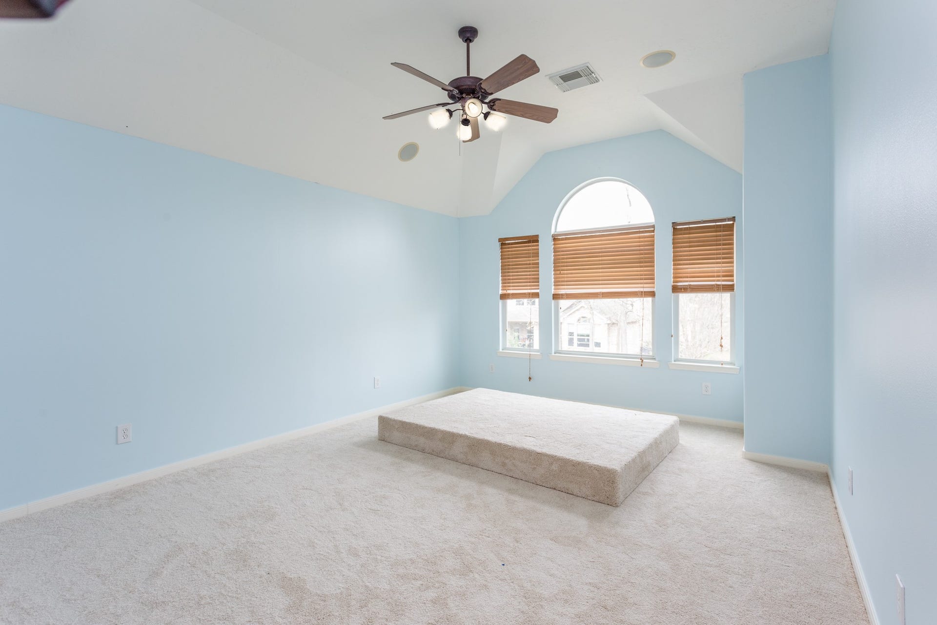 3107 Rosholt Drive, Spring, TX 77386