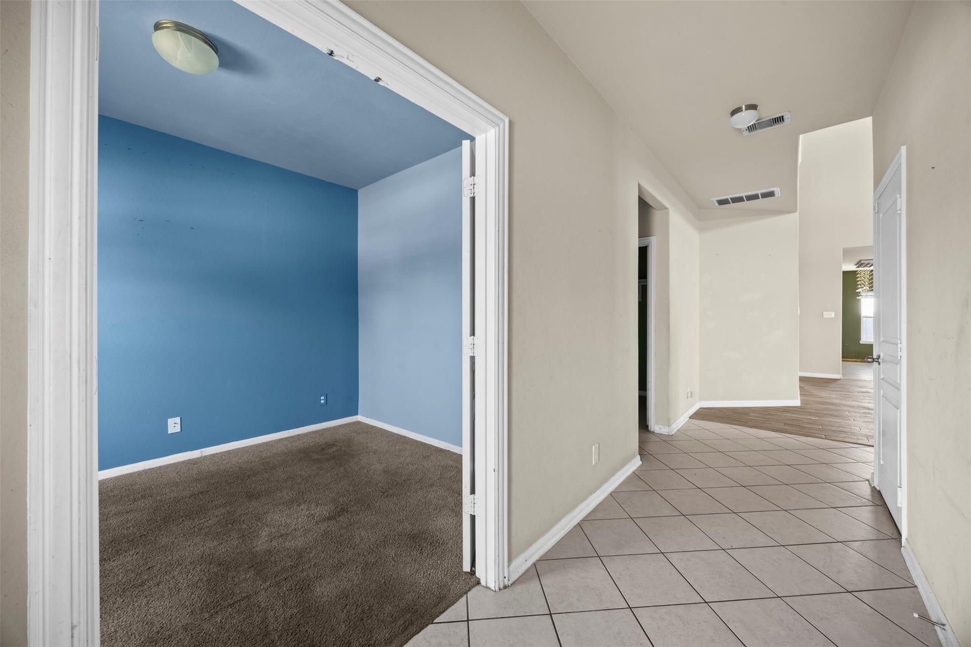 8615 Willet Street, Baytown, TX 77521 8615 Willet Street, Baytown, TX 77521