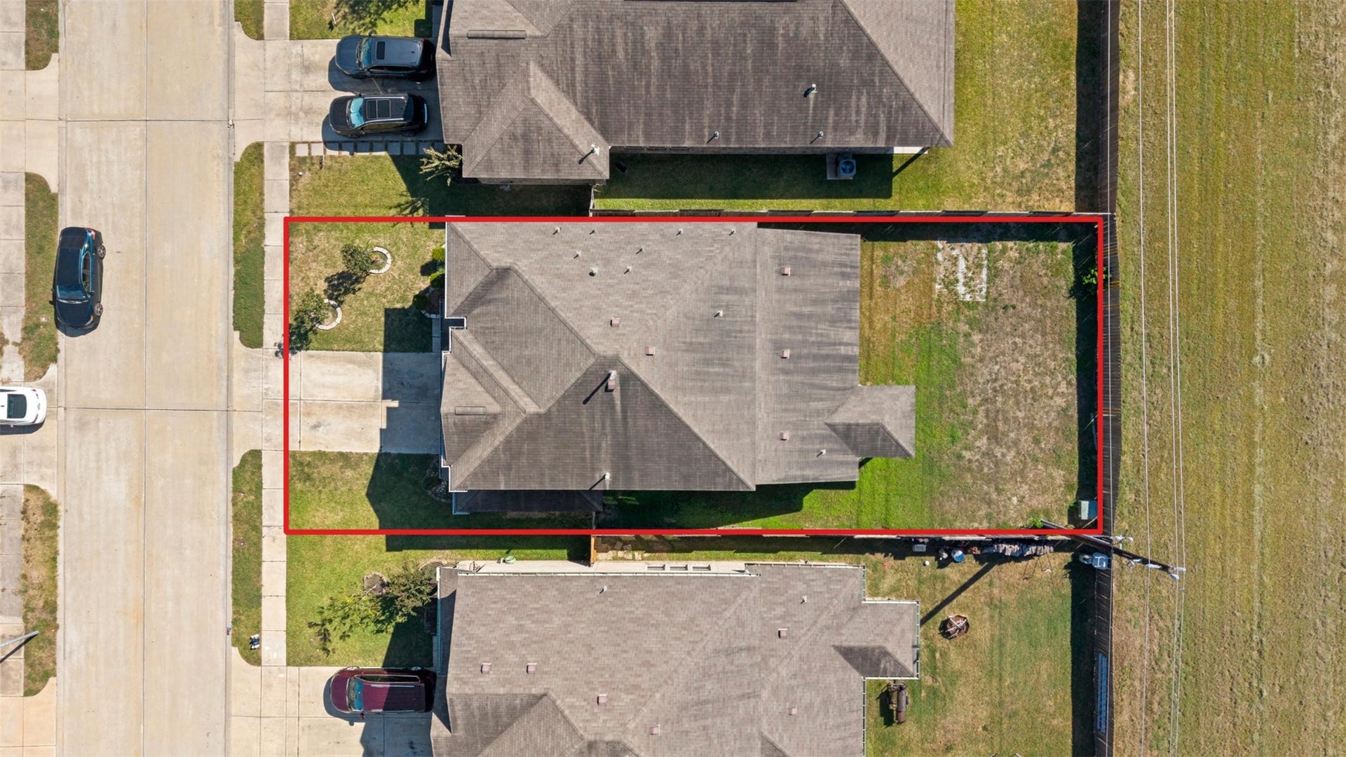 8615 Willet Street, Baytown, TX 77521 8615 Willet Street, Baytown, TX 77521