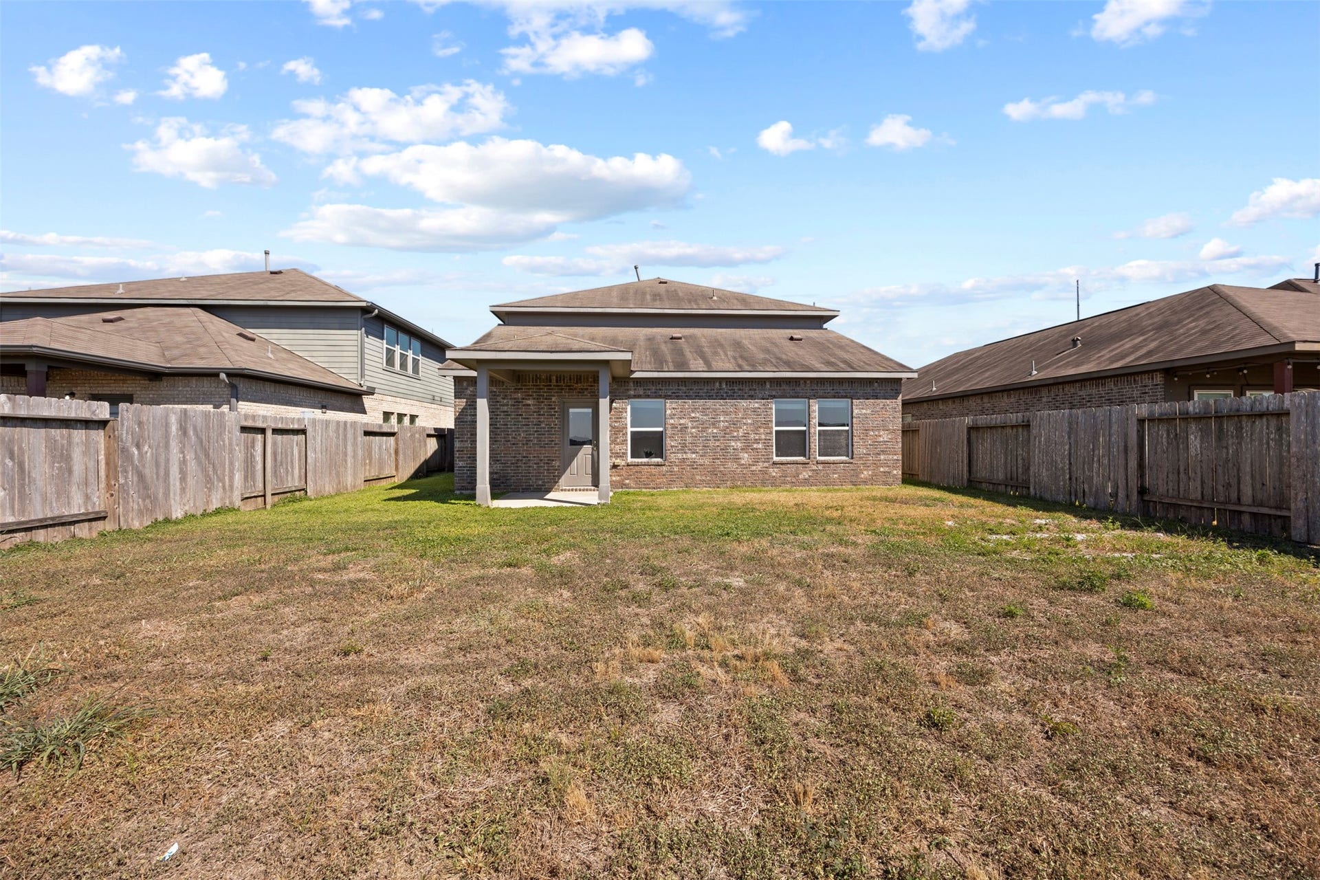 8615 Willet Street, Baytown, TX 77521 8615 Willet Street, Baytown, TX 77521