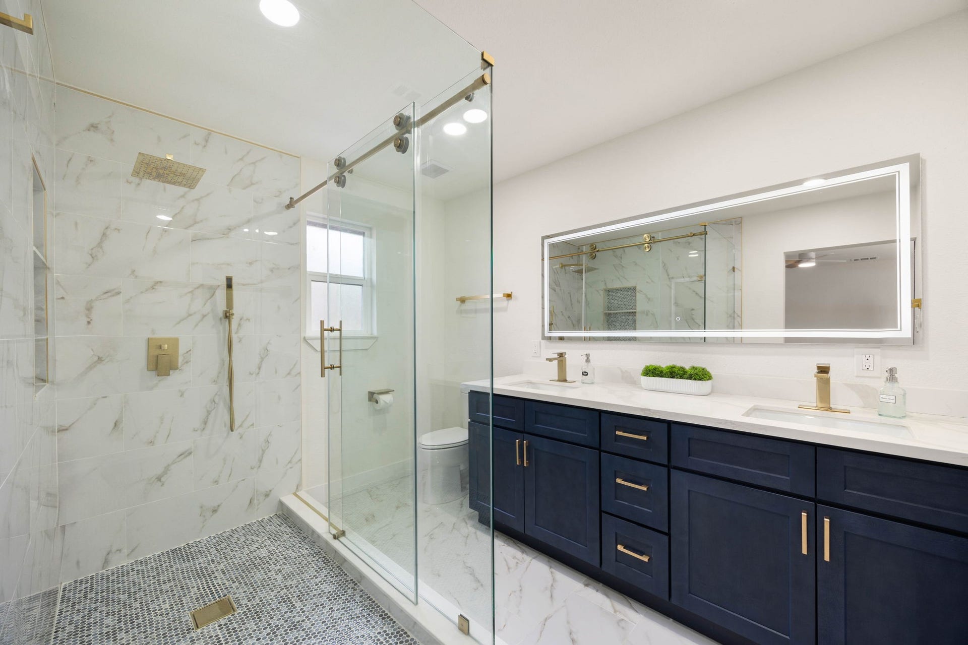 5519 W Bellfort Avenue, Houston, TX 77035 5519 W Bellfort Avenue, Houston, TX 77035