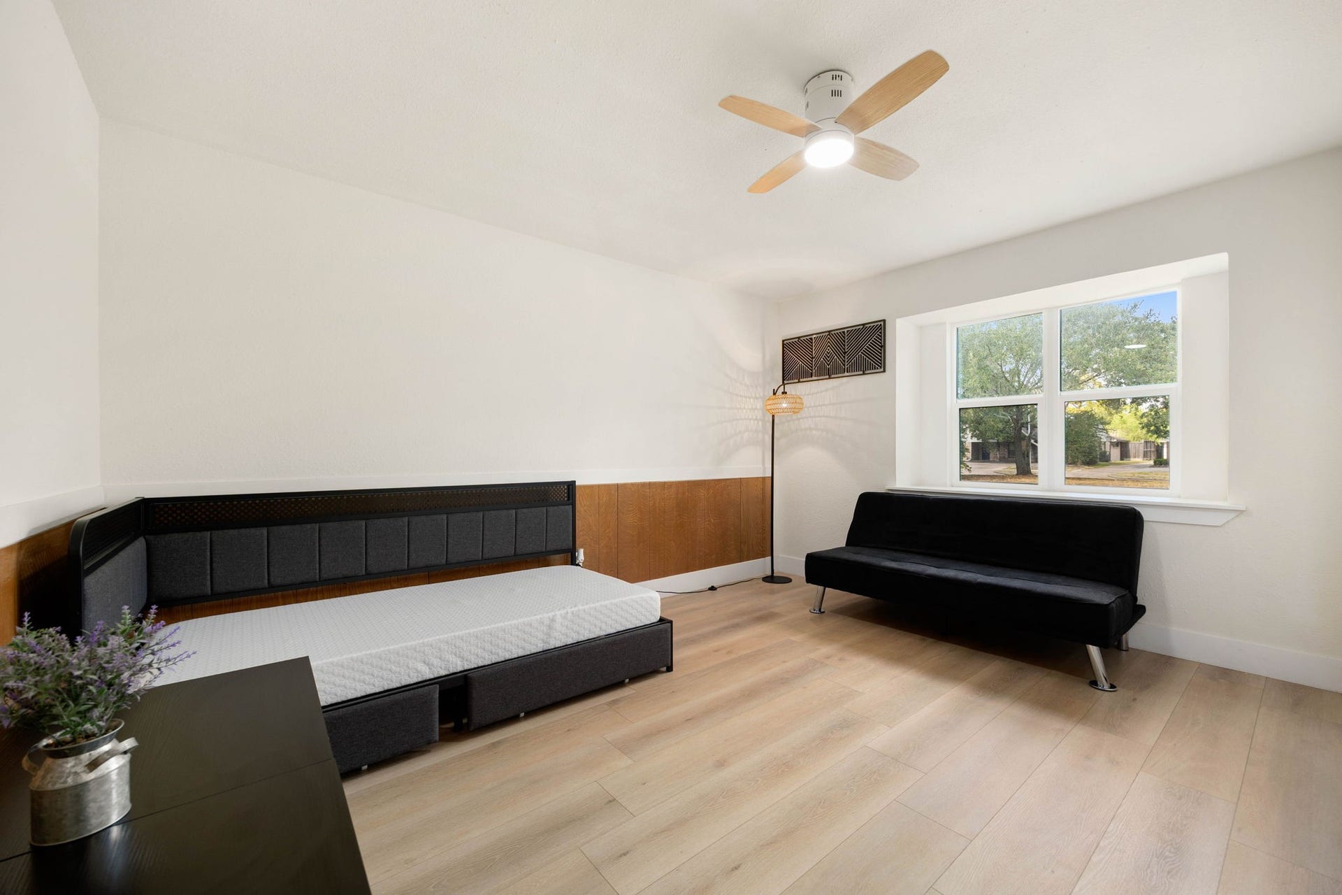 5519 W Bellfort Avenue, Houston, TX 77035 5519 W Bellfort Avenue, Houston, TX 77035