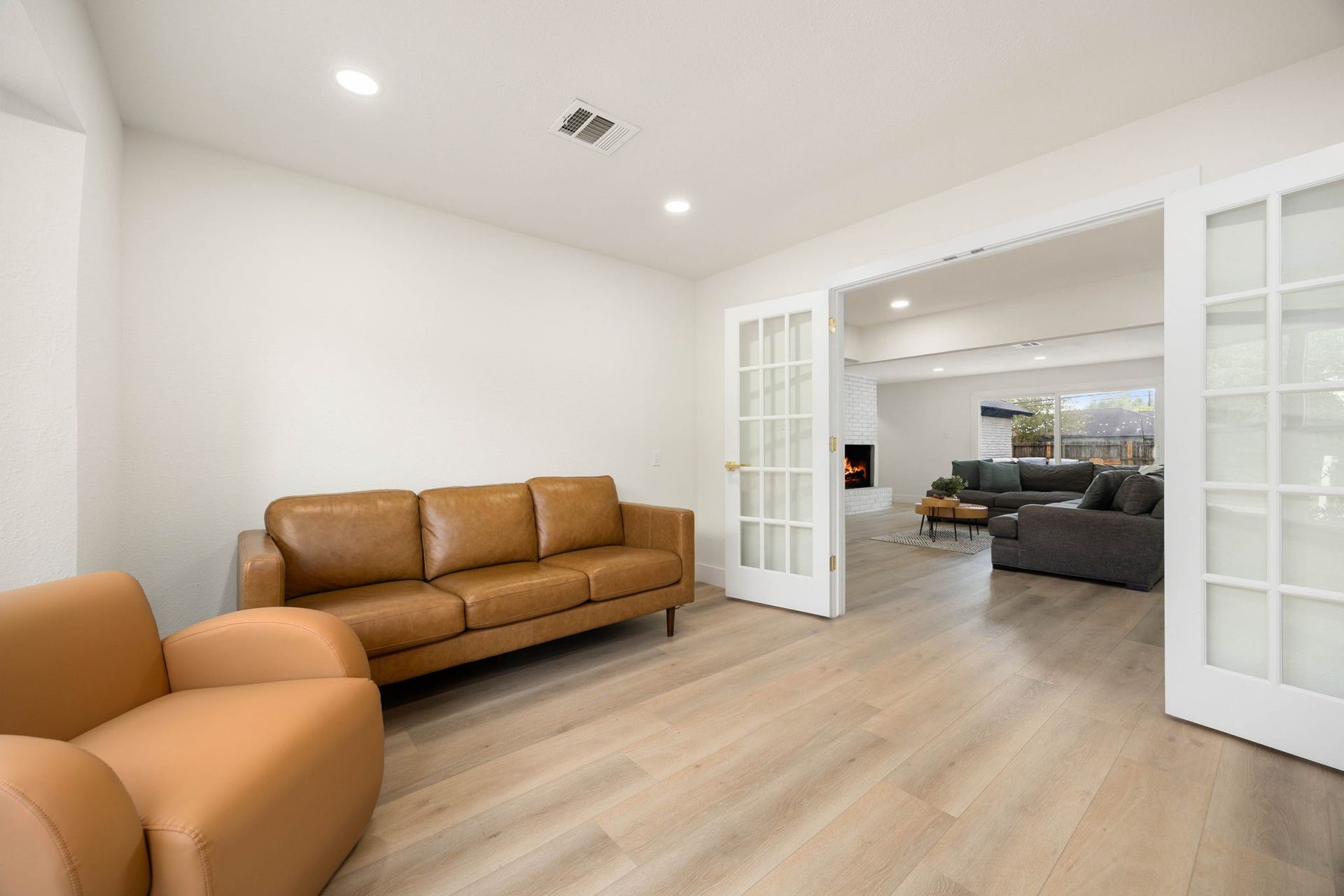 5519 W Bellfort Avenue, Houston, TX 77035 5519 W Bellfort Avenue, Houston, TX 77035