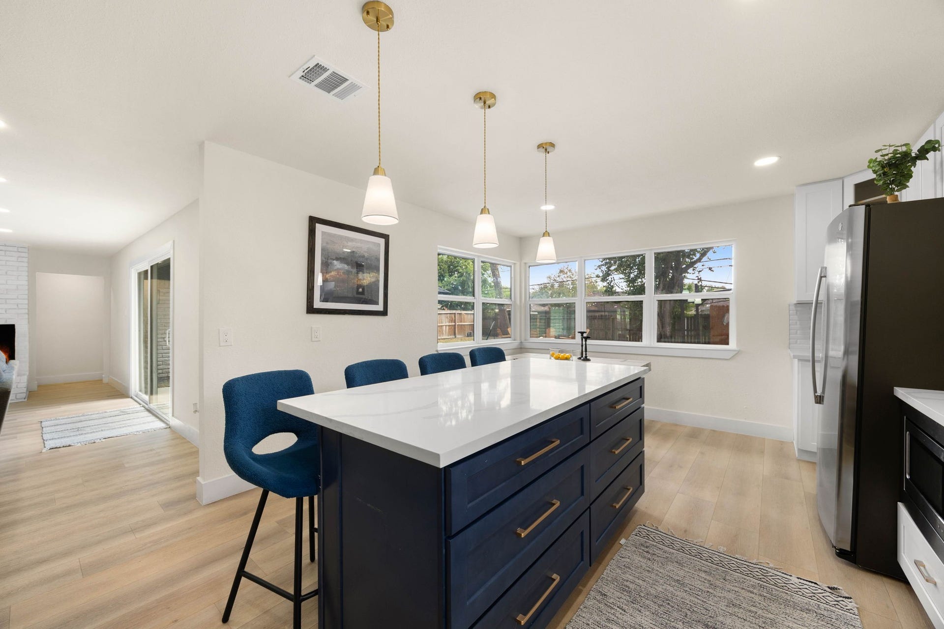 5519 W Bellfort Avenue, Houston, TX 77035 5519 W Bellfort Avenue, Houston, TX 77035