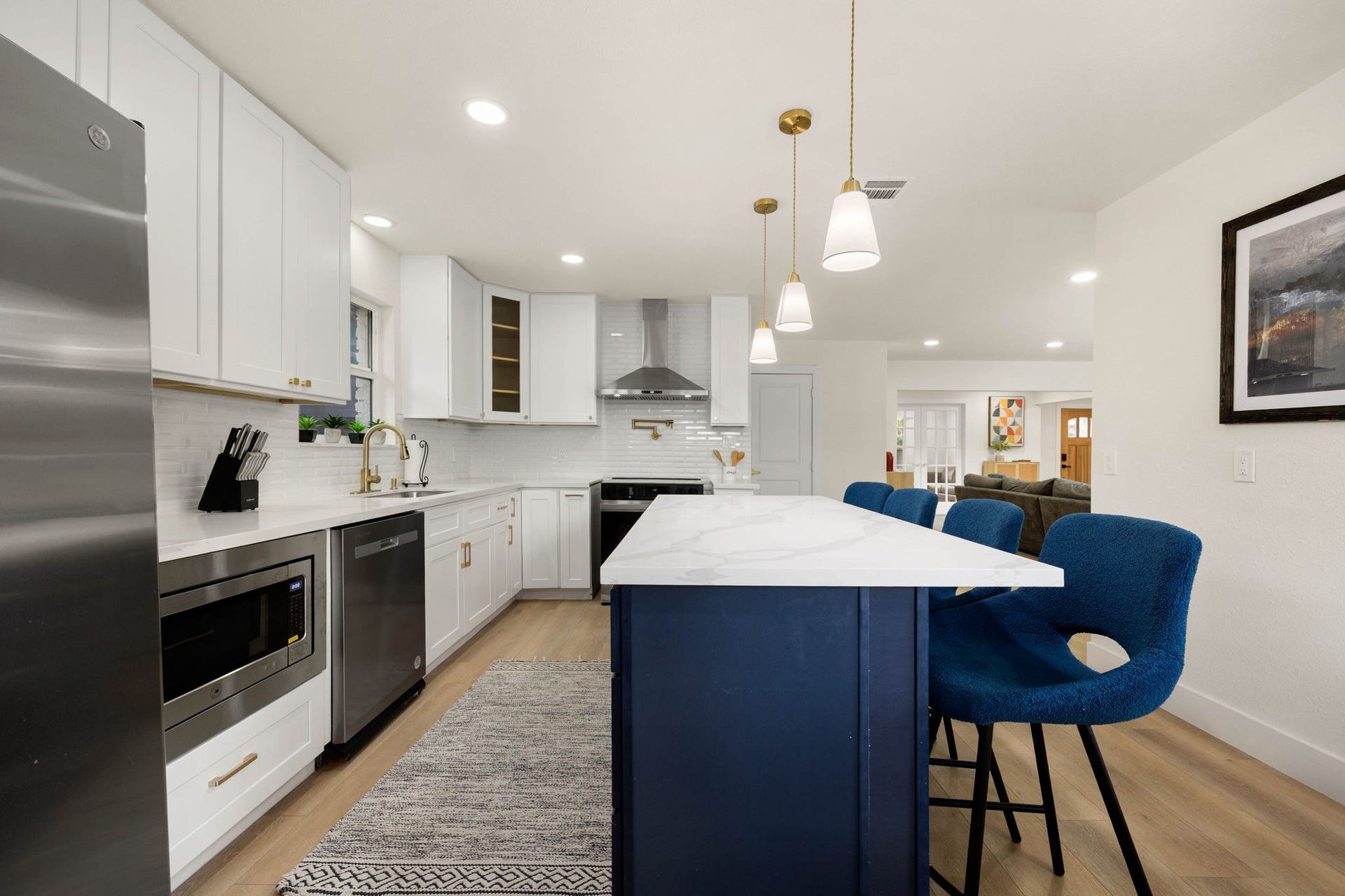 5519 W Bellfort Avenue, Houston, TX 77035 5519 W Bellfort Avenue, Houston, TX 77035