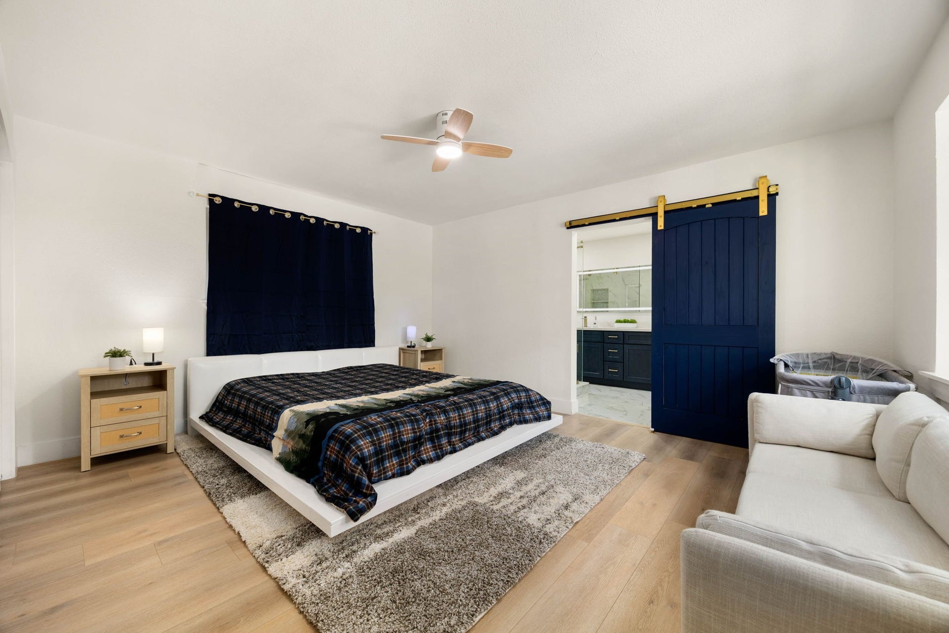 5519 W Bellfort Avenue, Houston, TX 77035 5519 W Bellfort Avenue, Houston, TX 77035