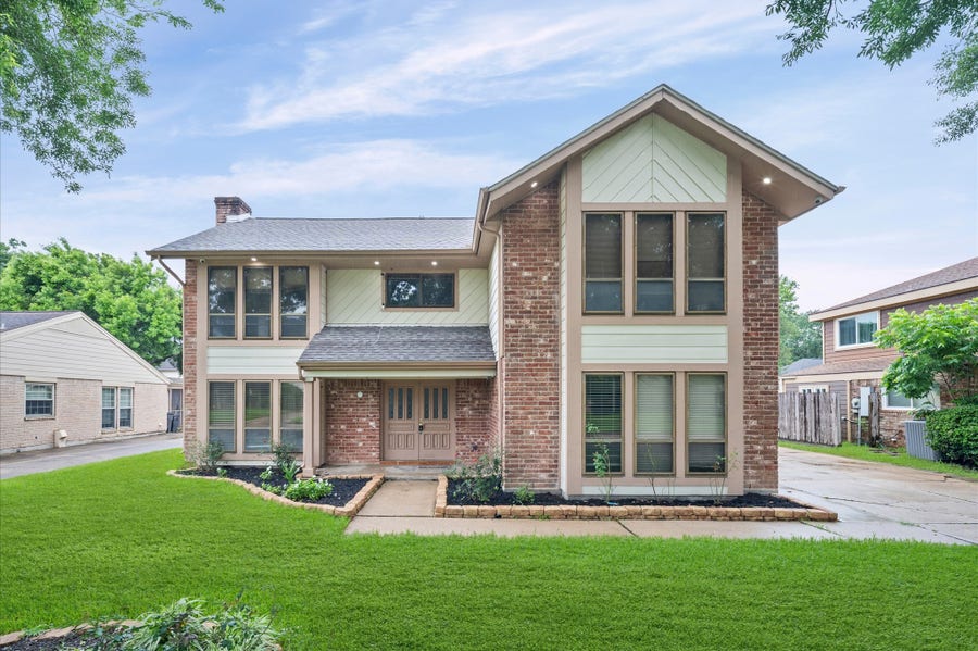 Property photo for 14918 Saint Cloud Drive, Houston, TX