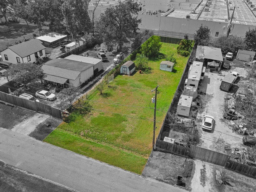 Property photo for 15905 Muskegon Street, Houston, TX
