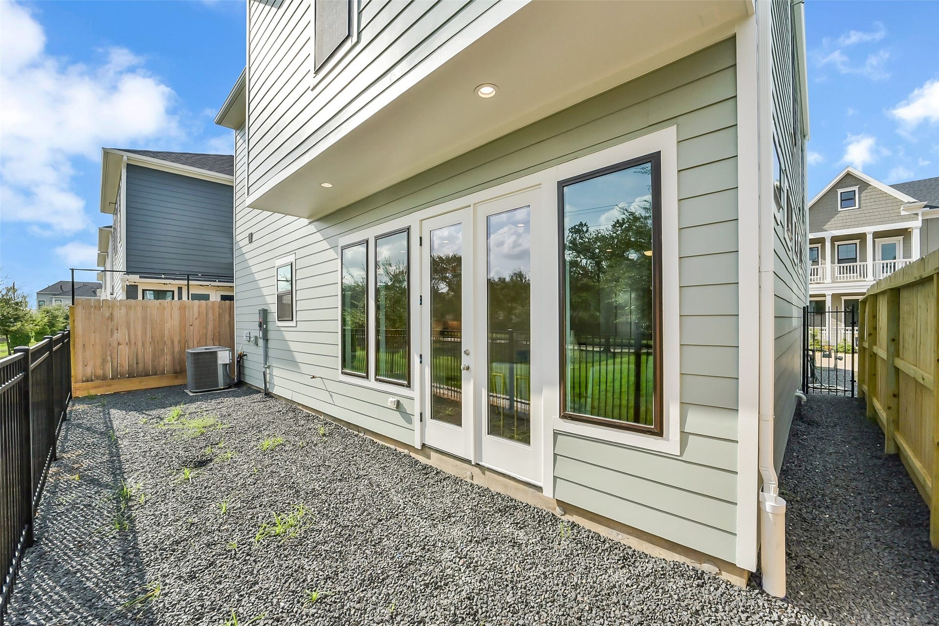 3521 Harvest Dance Drive, Houston, TX 77008 3521 Harvest Dance Drive, Houston, TX 77008