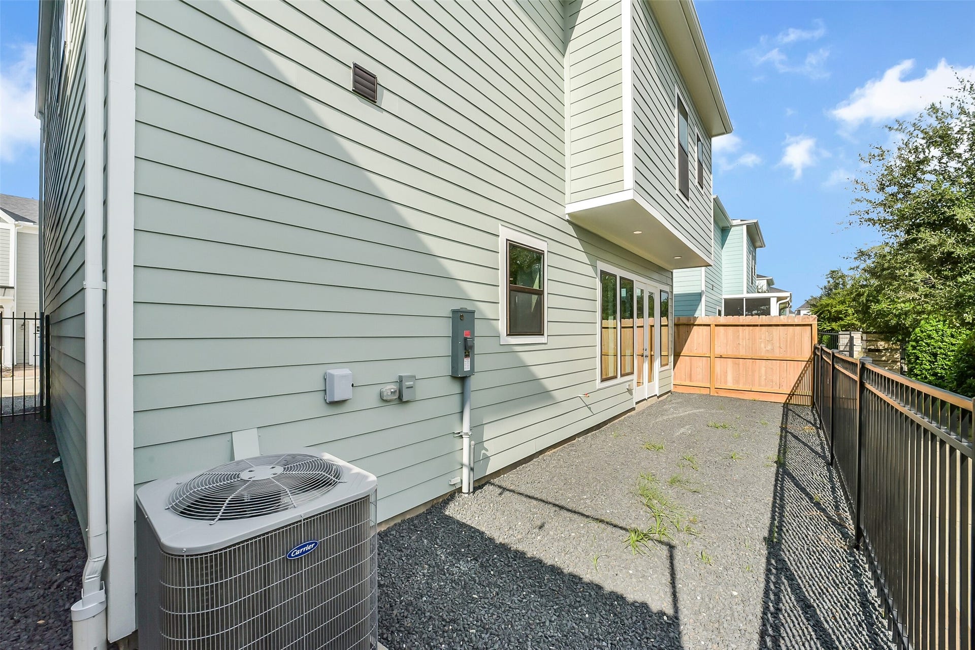 3521 Harvest Dance Drive, Houston, TX 77008 3521 Harvest Dance Drive, Houston, TX 77008