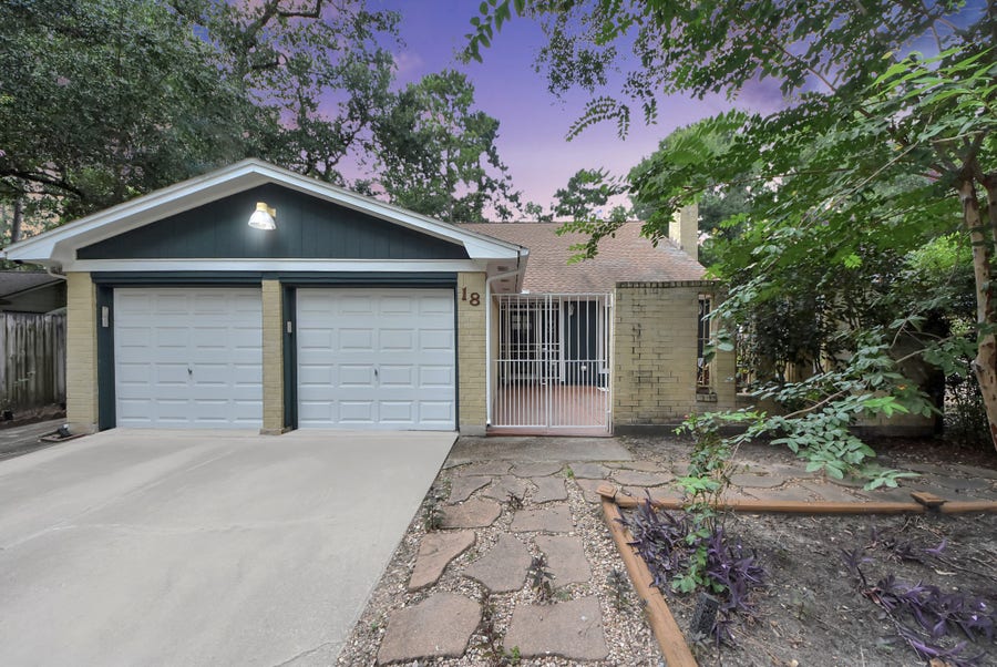 Property photo for 18 N Deerfoot Circle, The Woodlands, TX