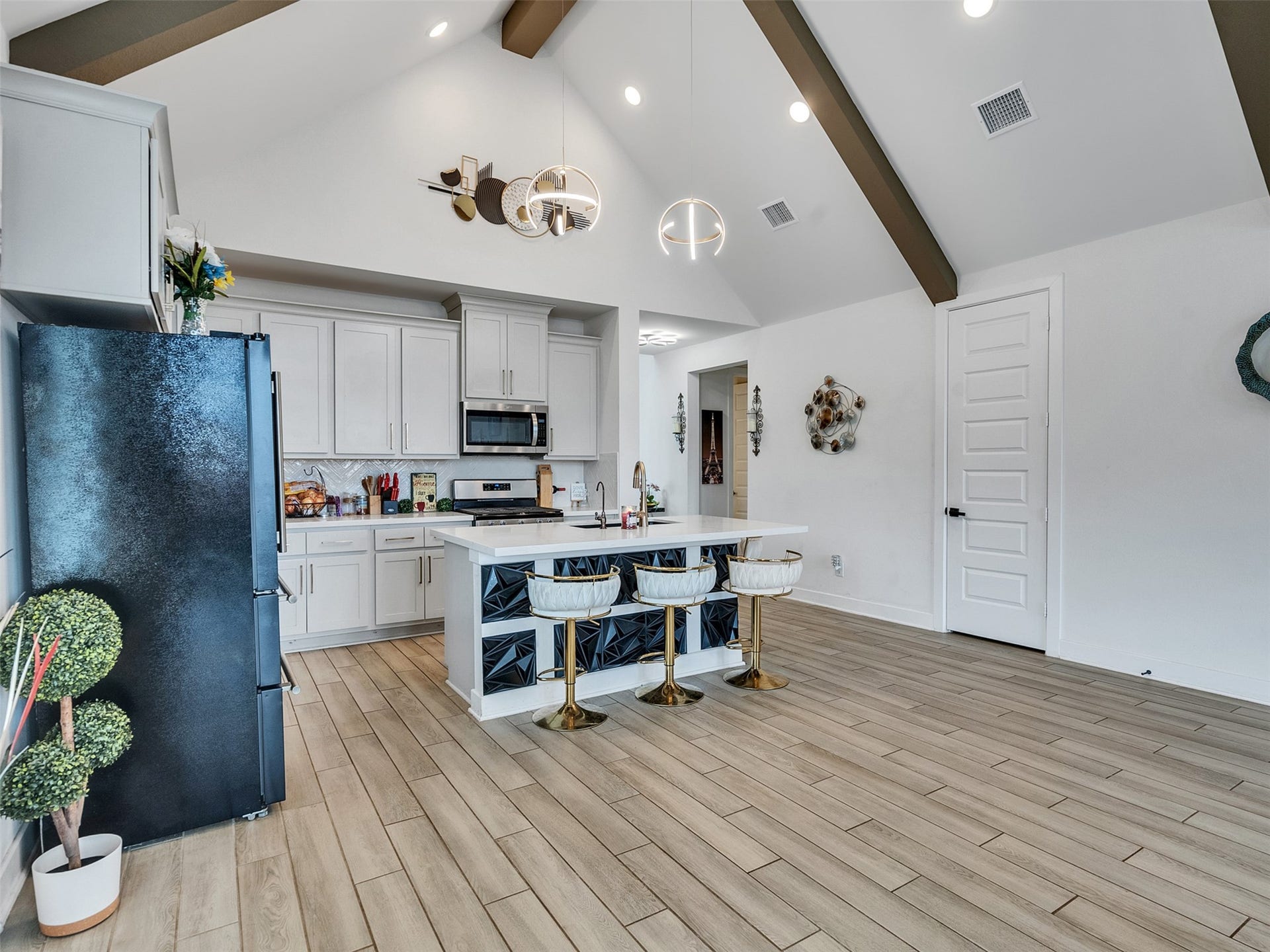 211 Vista Knoll Court, New Caney, TX 77357 211 Vista Knoll Court, New Caney, TX 77357
